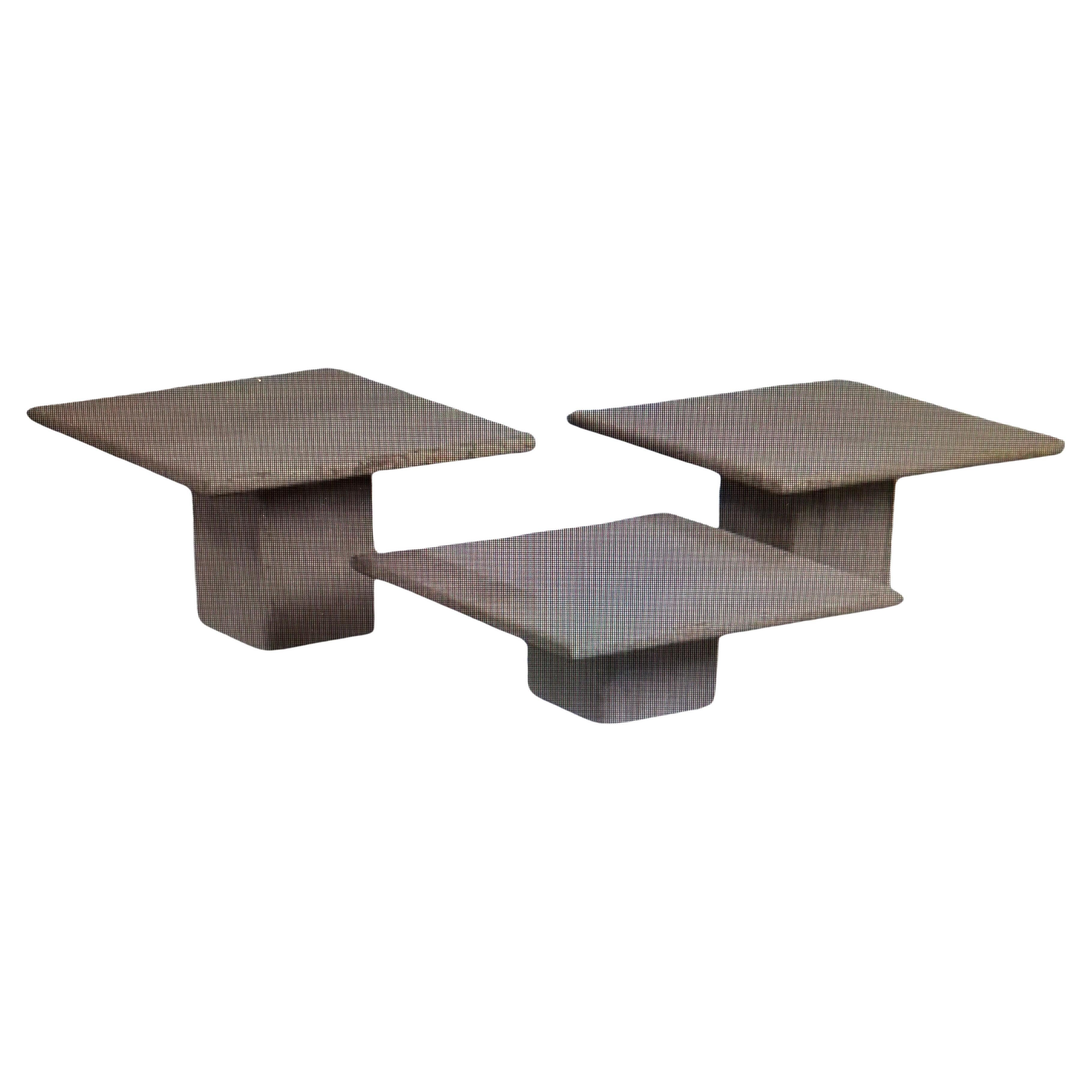 Set of Three Italian Modern Travertine Tables For Sale 2