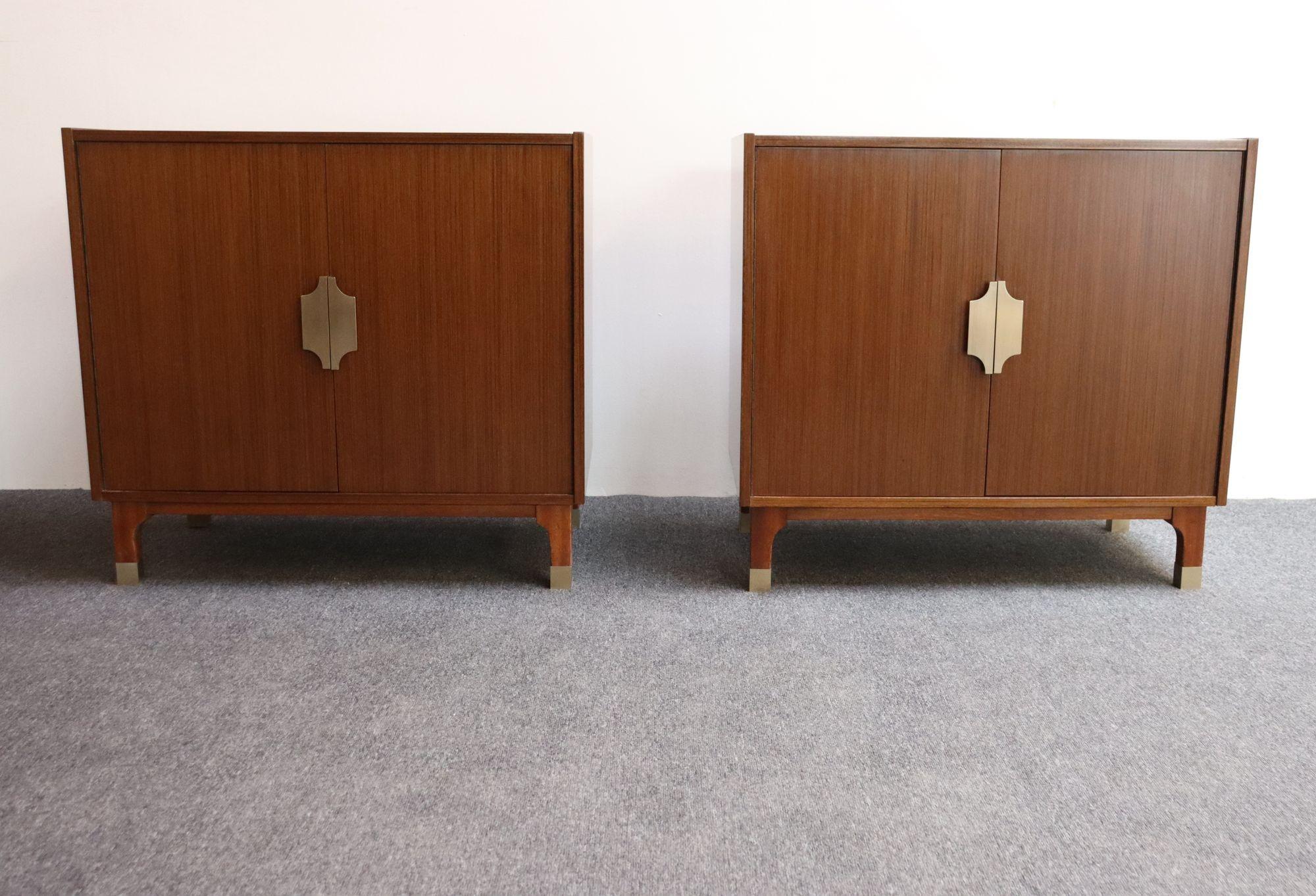 Anodizzato Set di tre armadi / cassapanche in mogano modernista di Longato Arredamenti in vendita