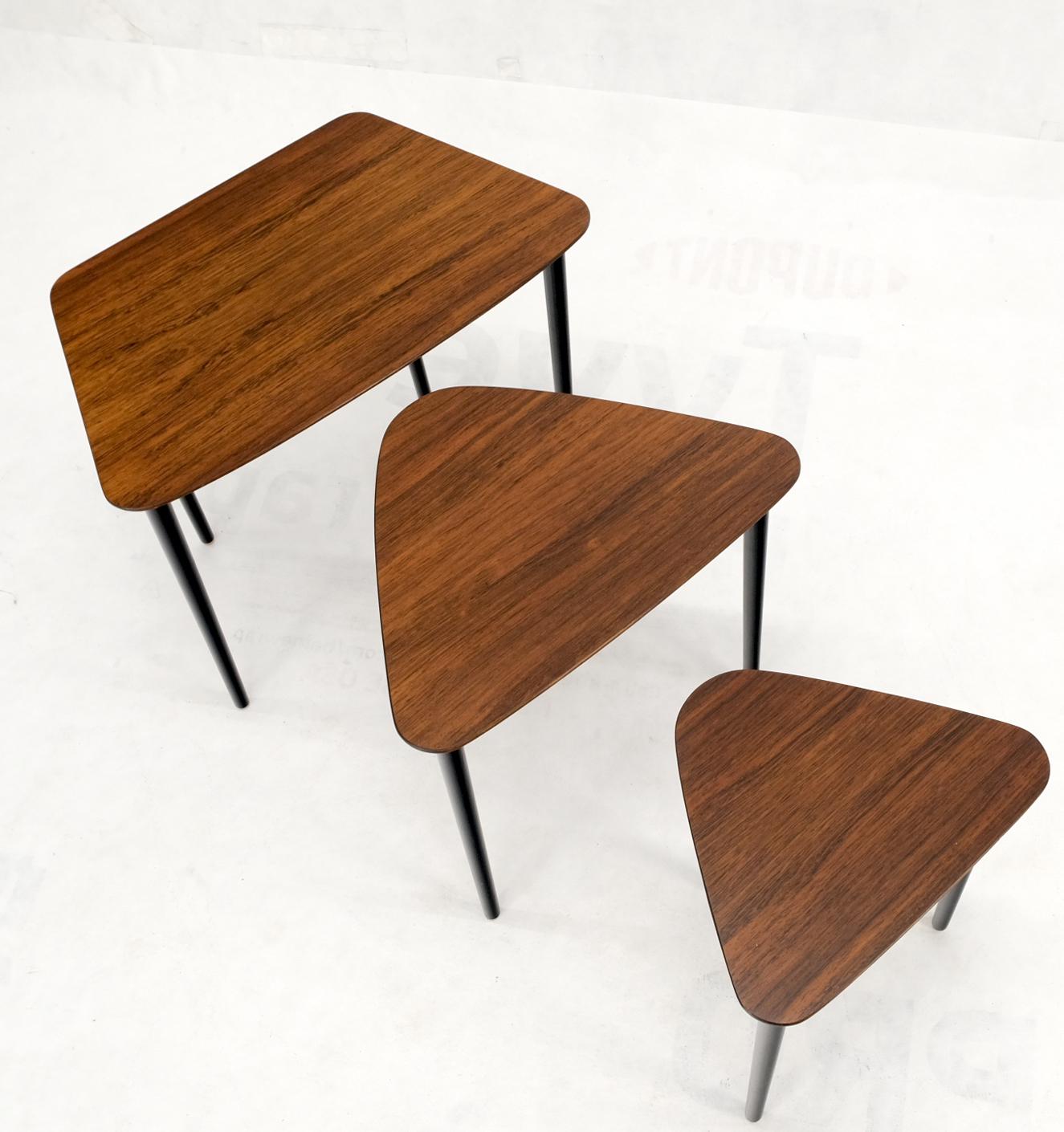 Set of Three Italian Rosewood Mid Century Modern Dowel Leg Nesting Tables For Sale 8
