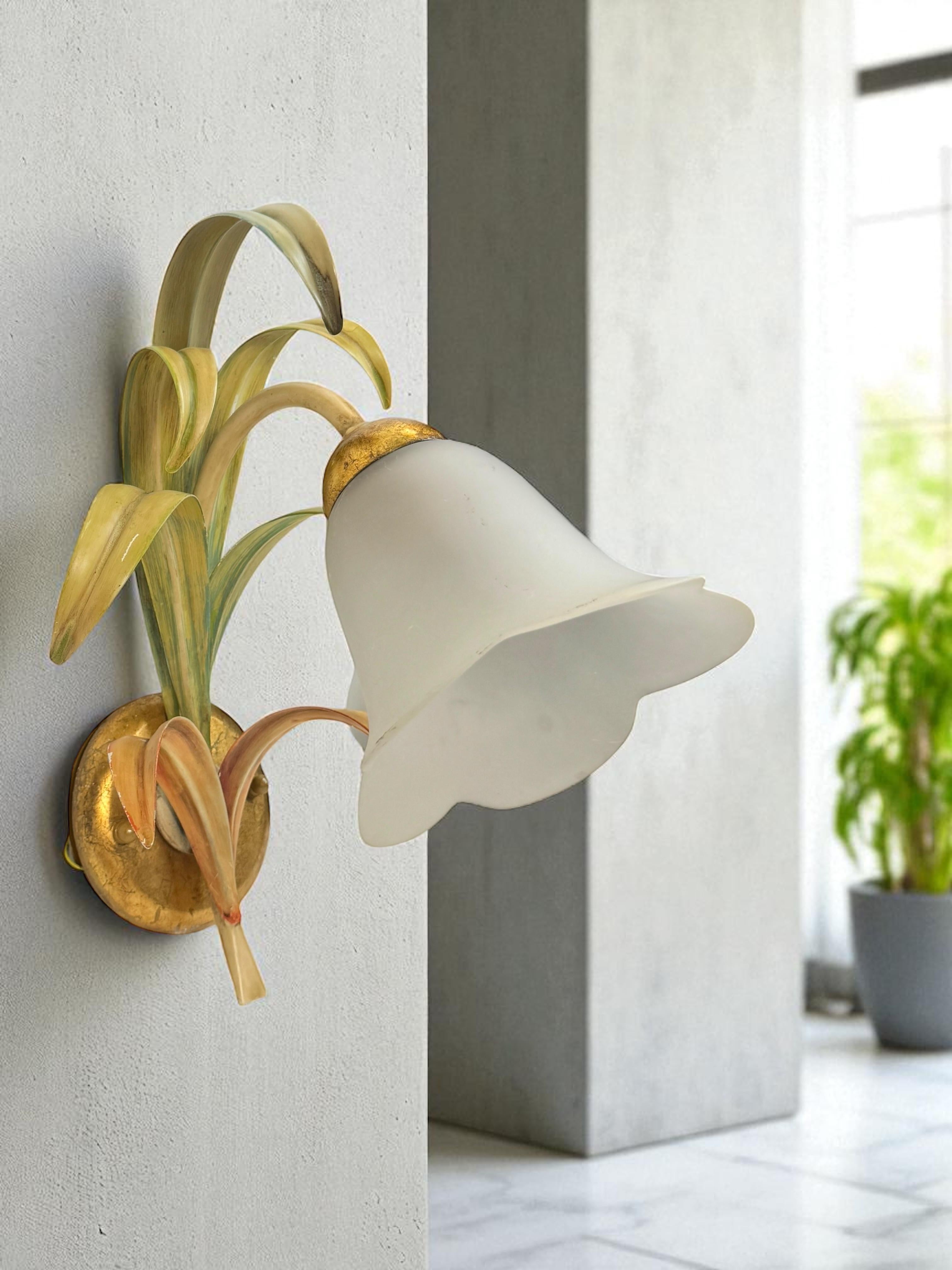 Set of Three Italian Tole Florentine Florence Sconce, vintage 1970s For Sale 7