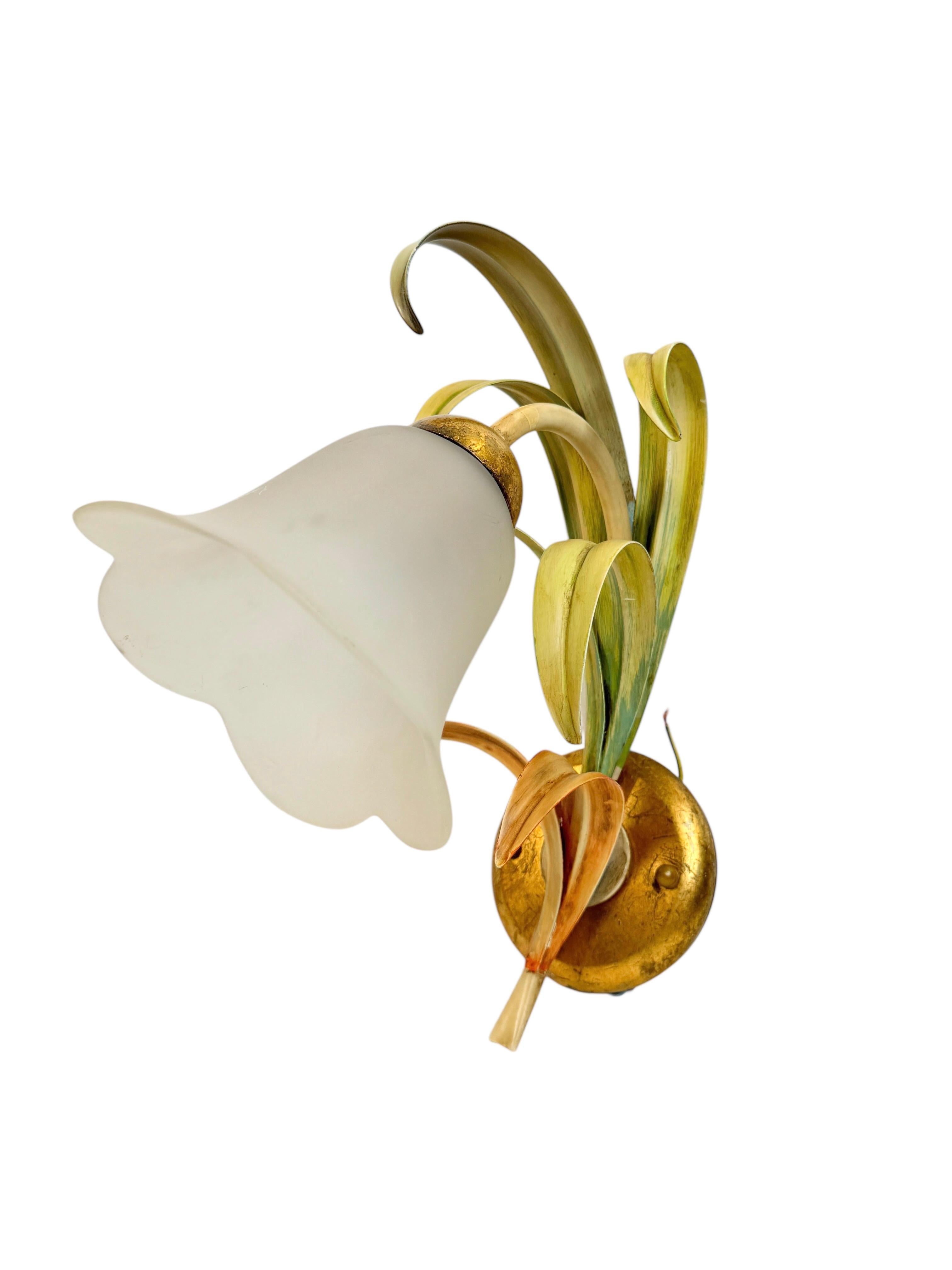 Set of Three Italian Tole Florentine Florence Sconce, vintage 1970s In Good Condition For Sale In Nuernberg, DE