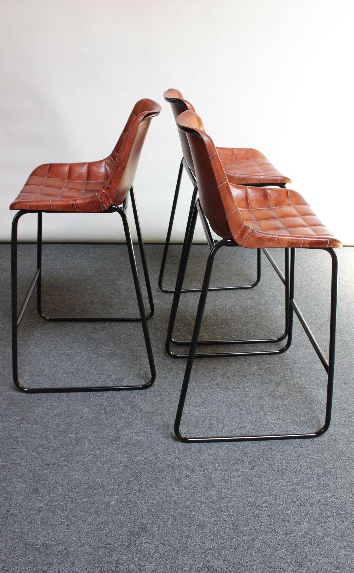 Set of Three Italian Vintage Leatherette and Wrought Iron Barstools For Sale 11
