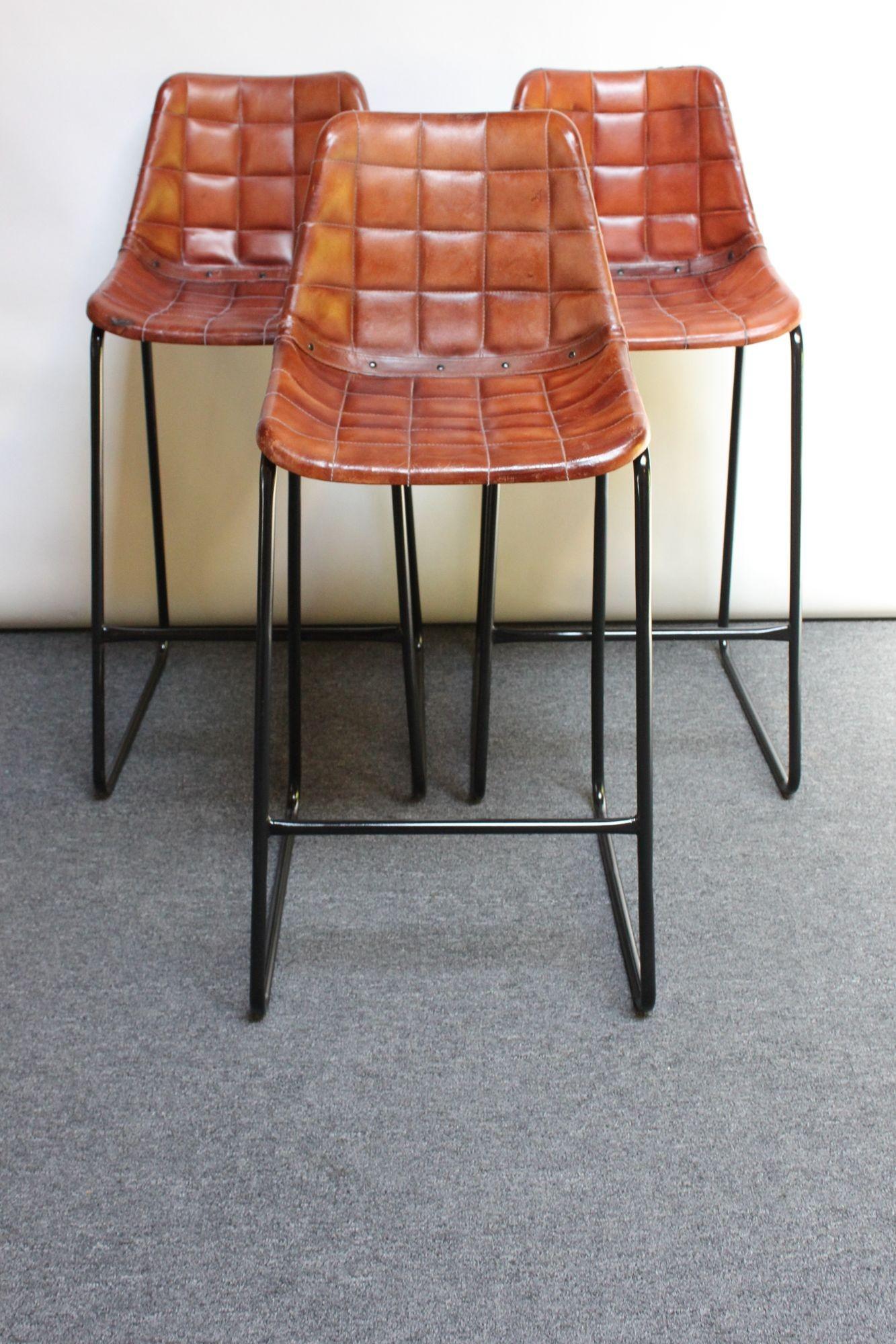 Set of Three Italian Vintage Leatherette and Wrought Iron Barstools For Sale 13