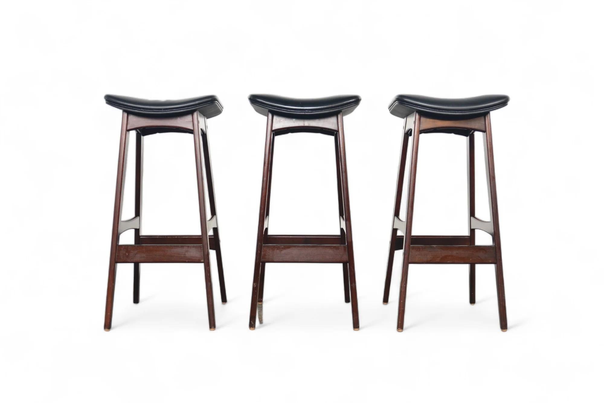 Danish Set Of Three Johannes Andersen Barstools In Black Leather For Sale