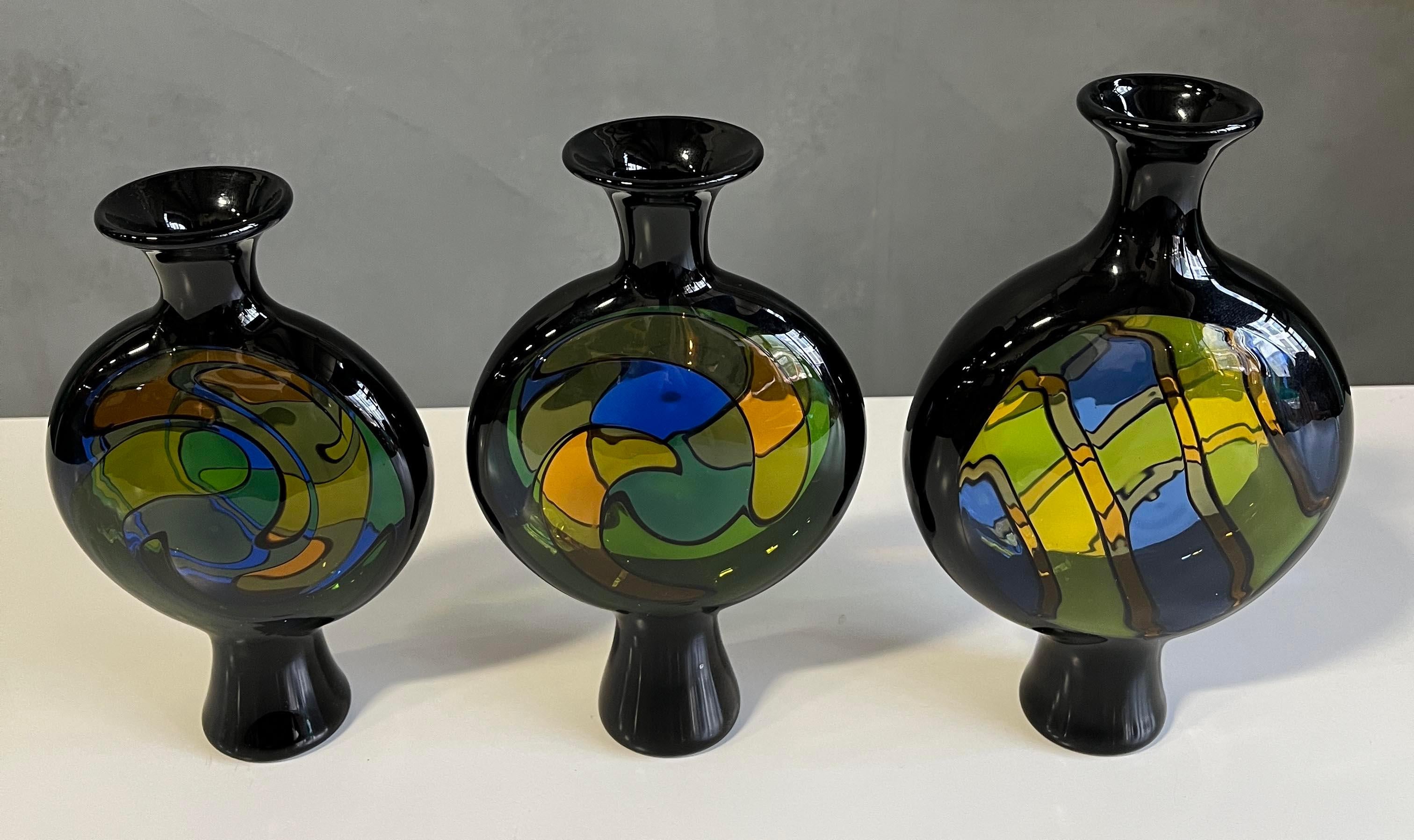 Set of Three Kaleidoscope Vases by Kurt Wallstab, 1980s In Excellent Condition For Sale In BROOKLYN, NY