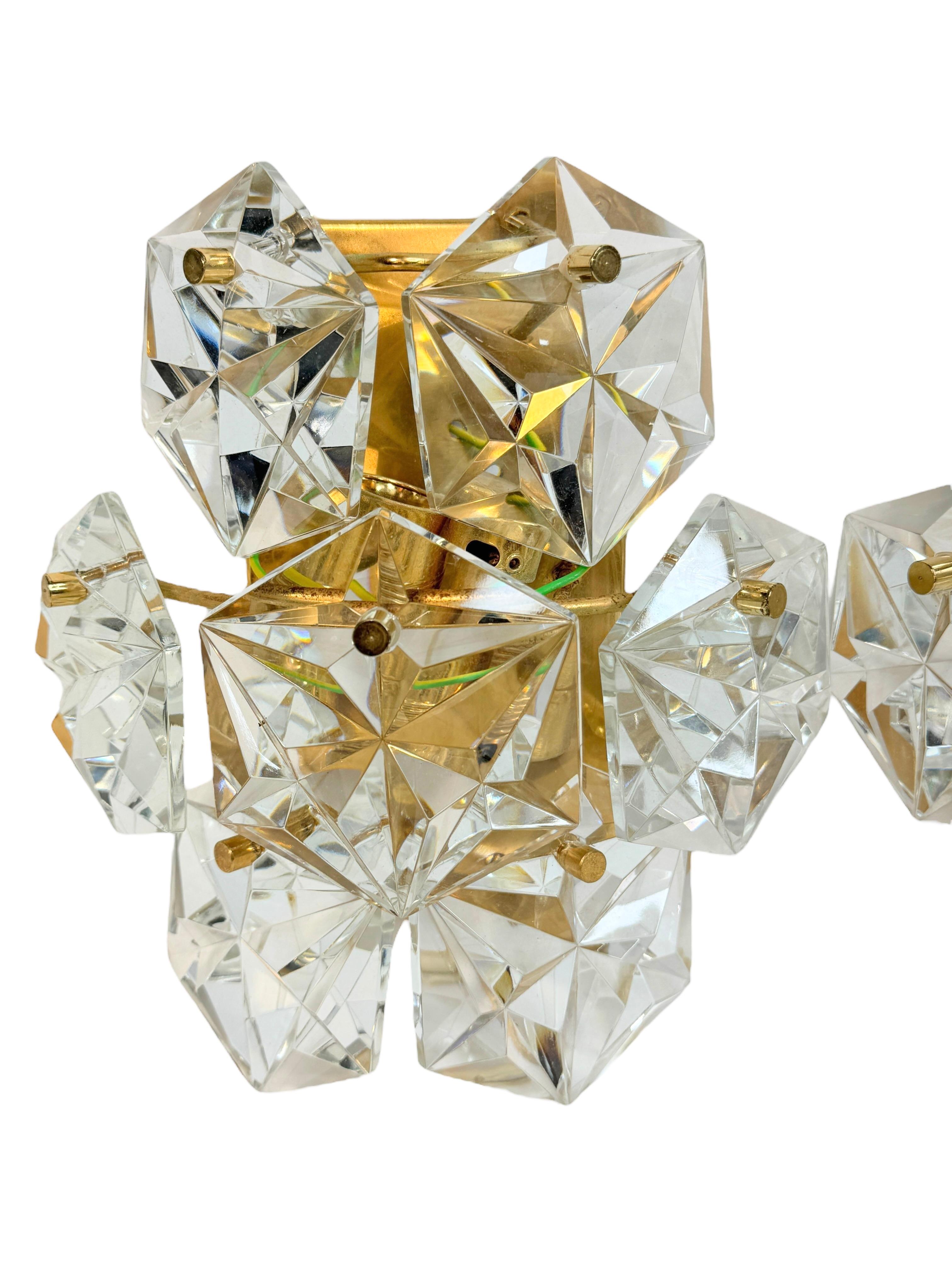 Set of Three Kinkeldey 22kt Gilt, Faceted Crystal Sconces, circa 1970s In Good Condition For Sale In Nuernberg, DE