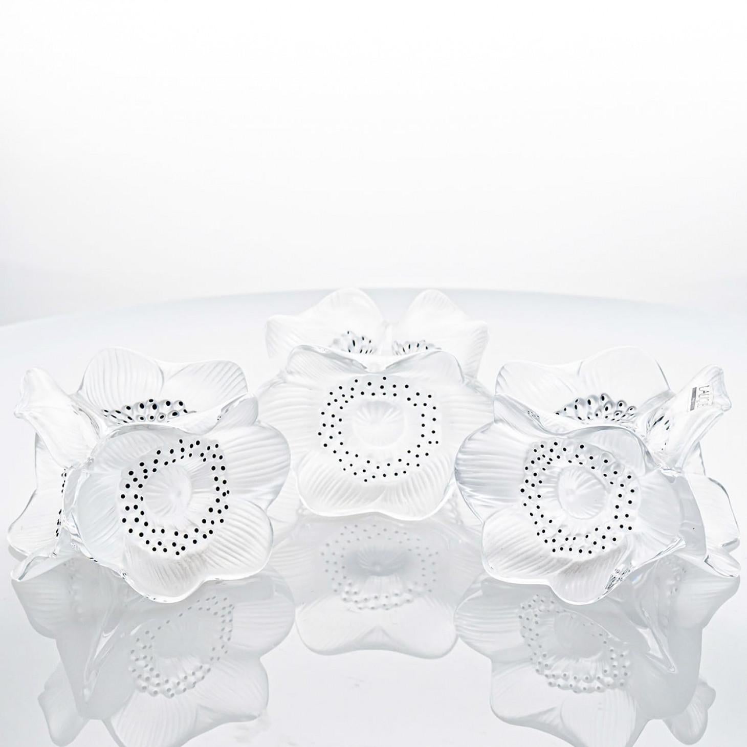 French Set of Three Lalique Anemones Candle Holders, 1975 For Sale
