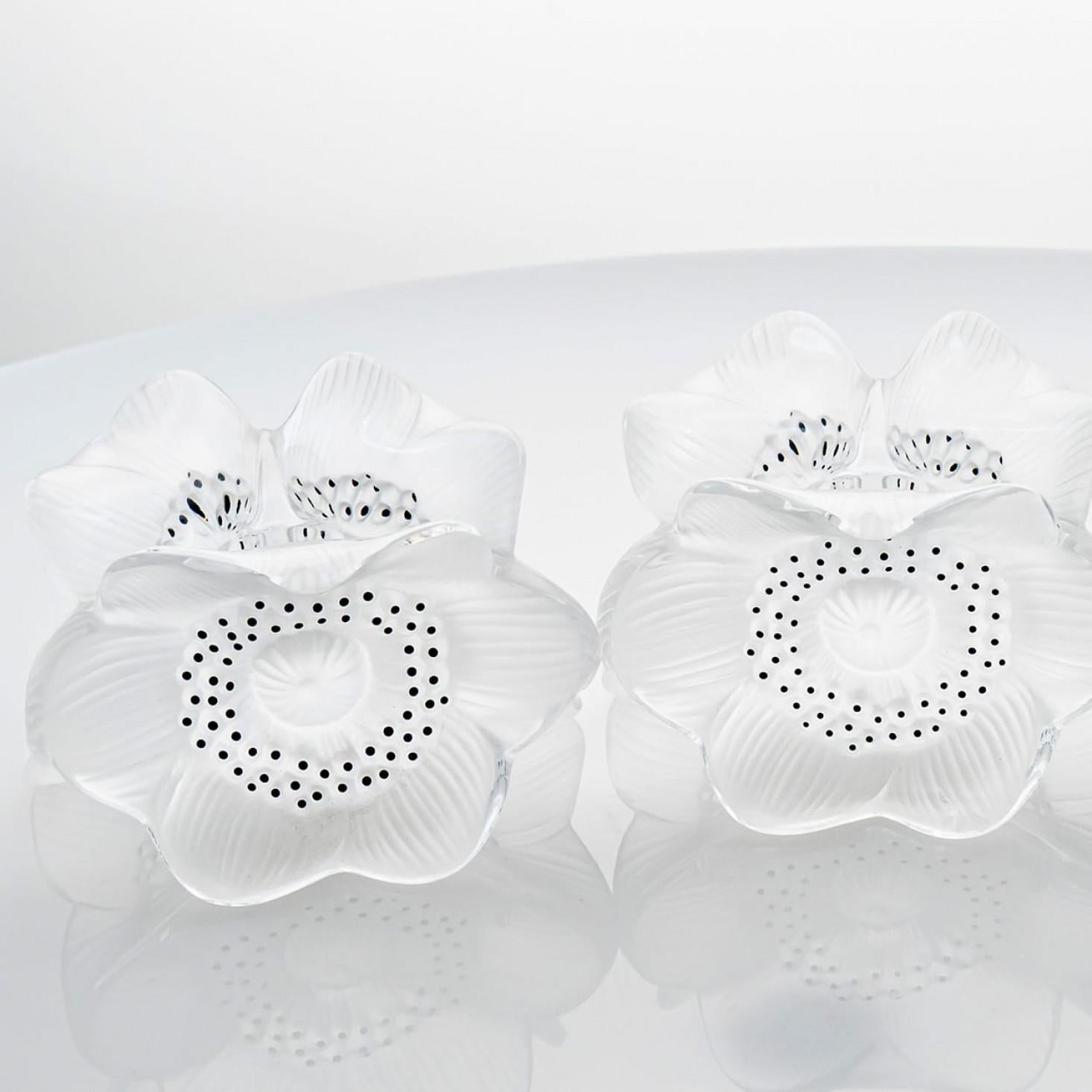 Set of Three Lalique Anemones Candle Holders, 1975 For Sale 1