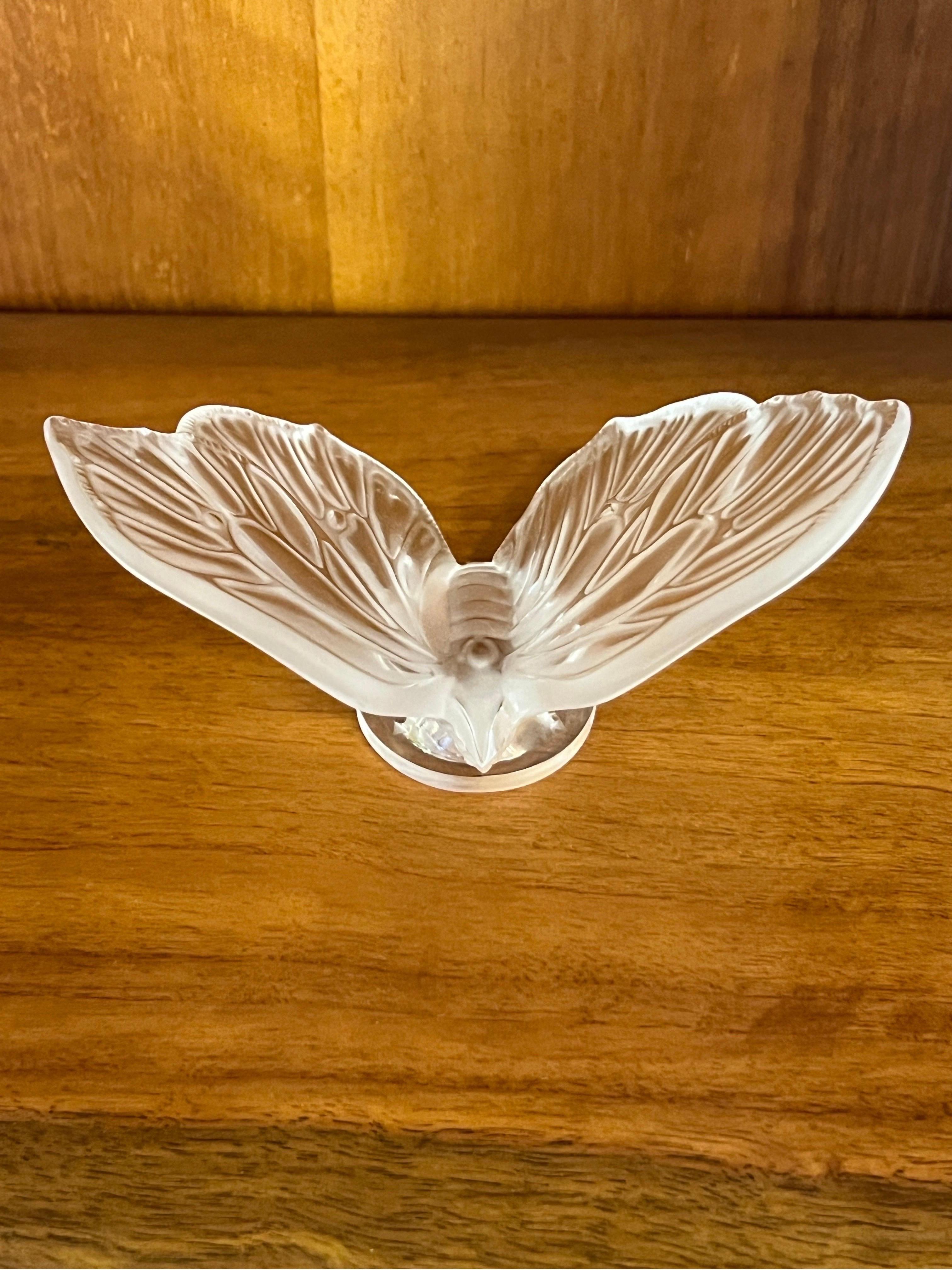 Set of Three Lalique Sculputes Sparrow Butterfly and Perfume Bottle 1950s For Sale 4