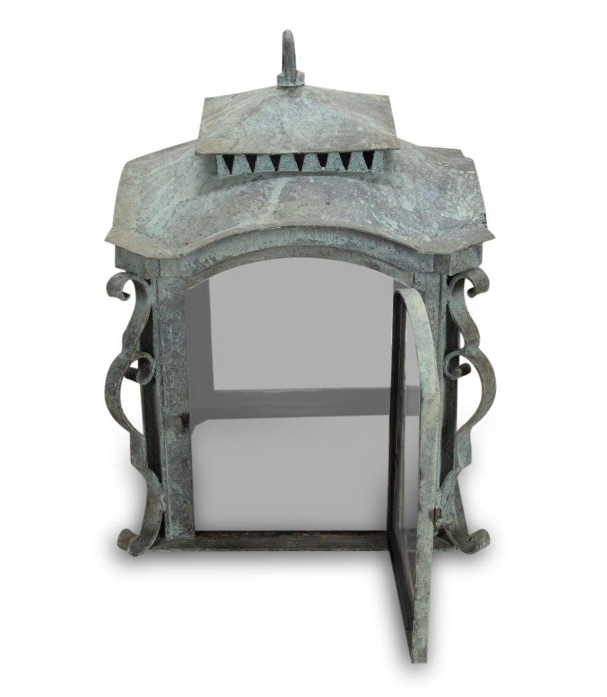 Set of Three Large 19th Century French Lanterns In Good Condition For Sale In Tetbury, Gloucestershire