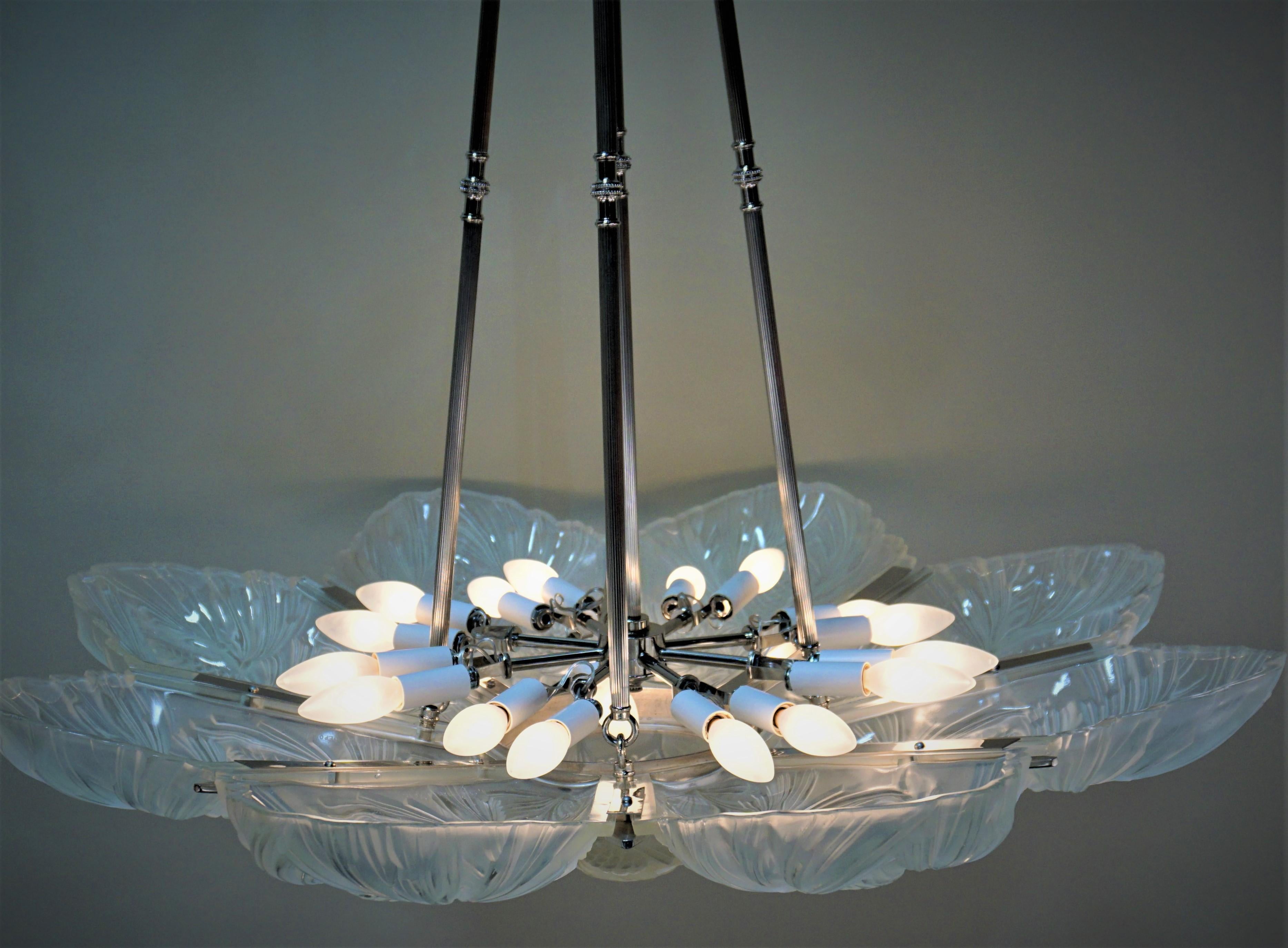 Large Art Deco Chandelier by Sabino 3