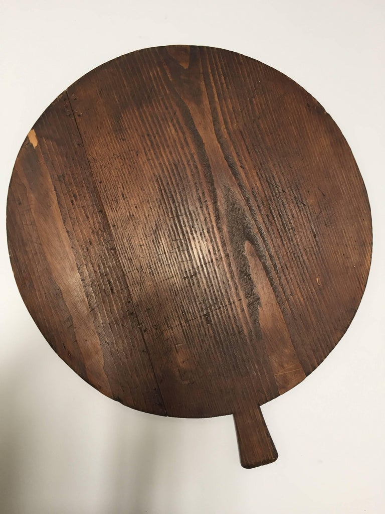 Set of Three Large Round Pine Cutting Boards with Handle at 1stDibs