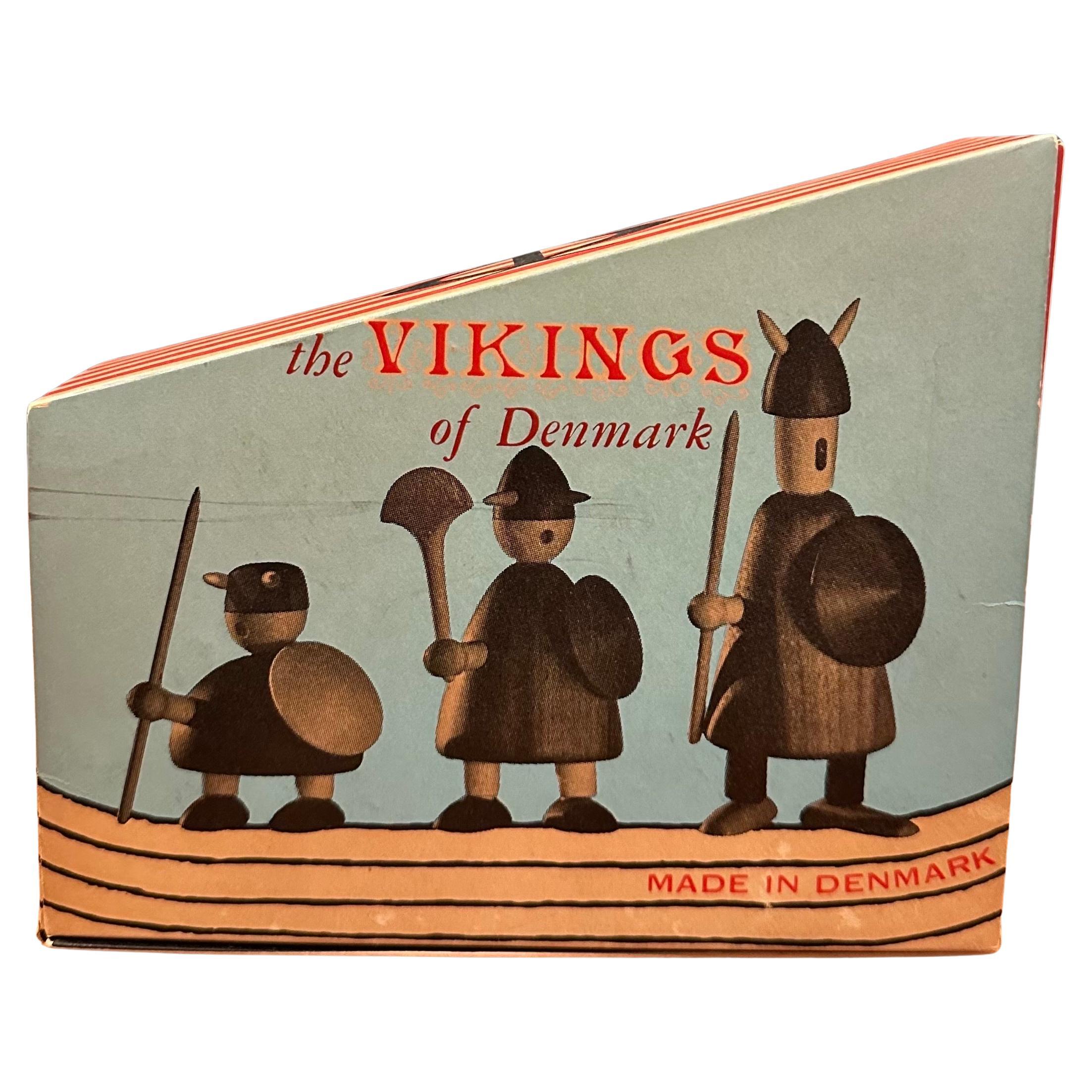Danois Ensemble de trois figurines de Vikings danois du milieu du siècle dernier, comme neufs, avec boîte, par Jacob Jensen en vente