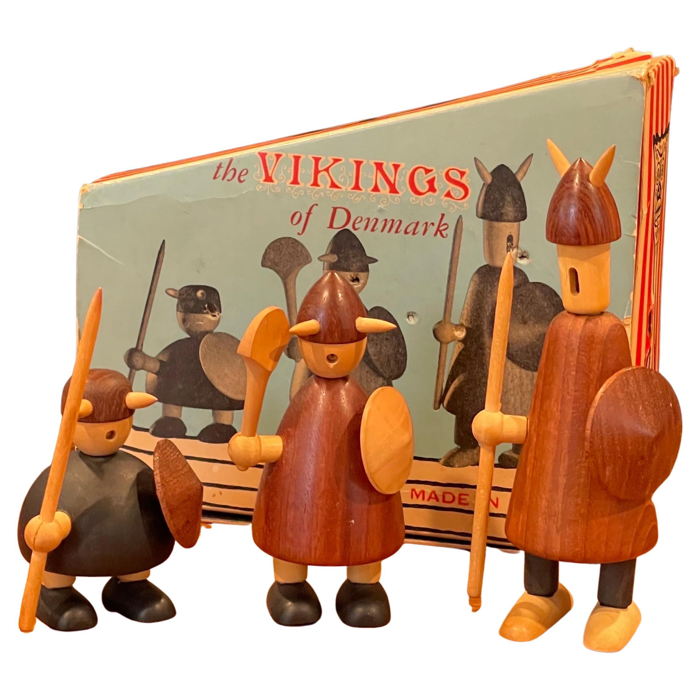 Ensemble de trois figurines de Vikings danois du milieu du siècle dernier, comme neufs, avec boîte, par Jacob Jensen