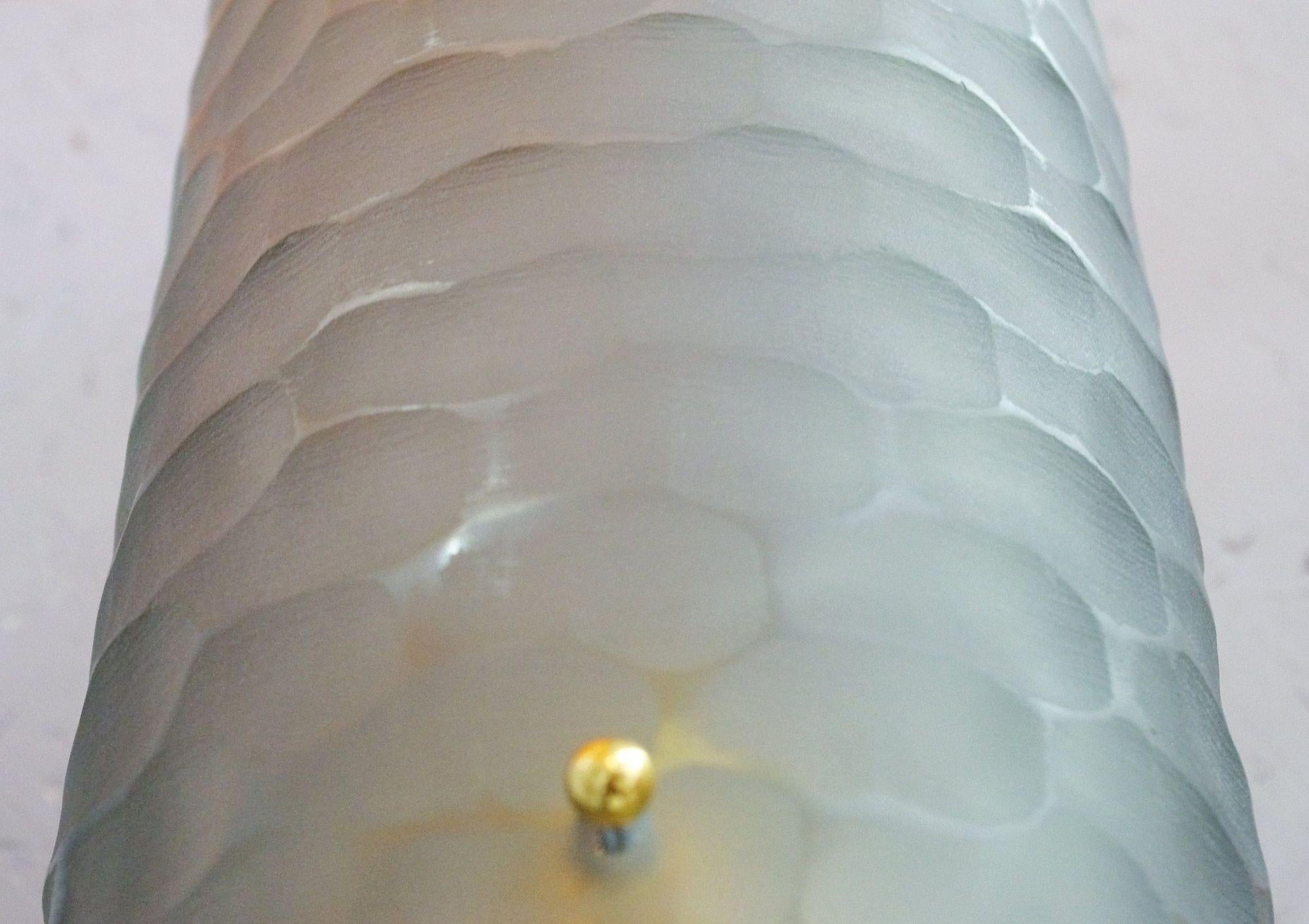 Ottone Set di tre lampade Battuto in edizione limitata in vetro di Murano fumé. Italia, anni '80. in vendita