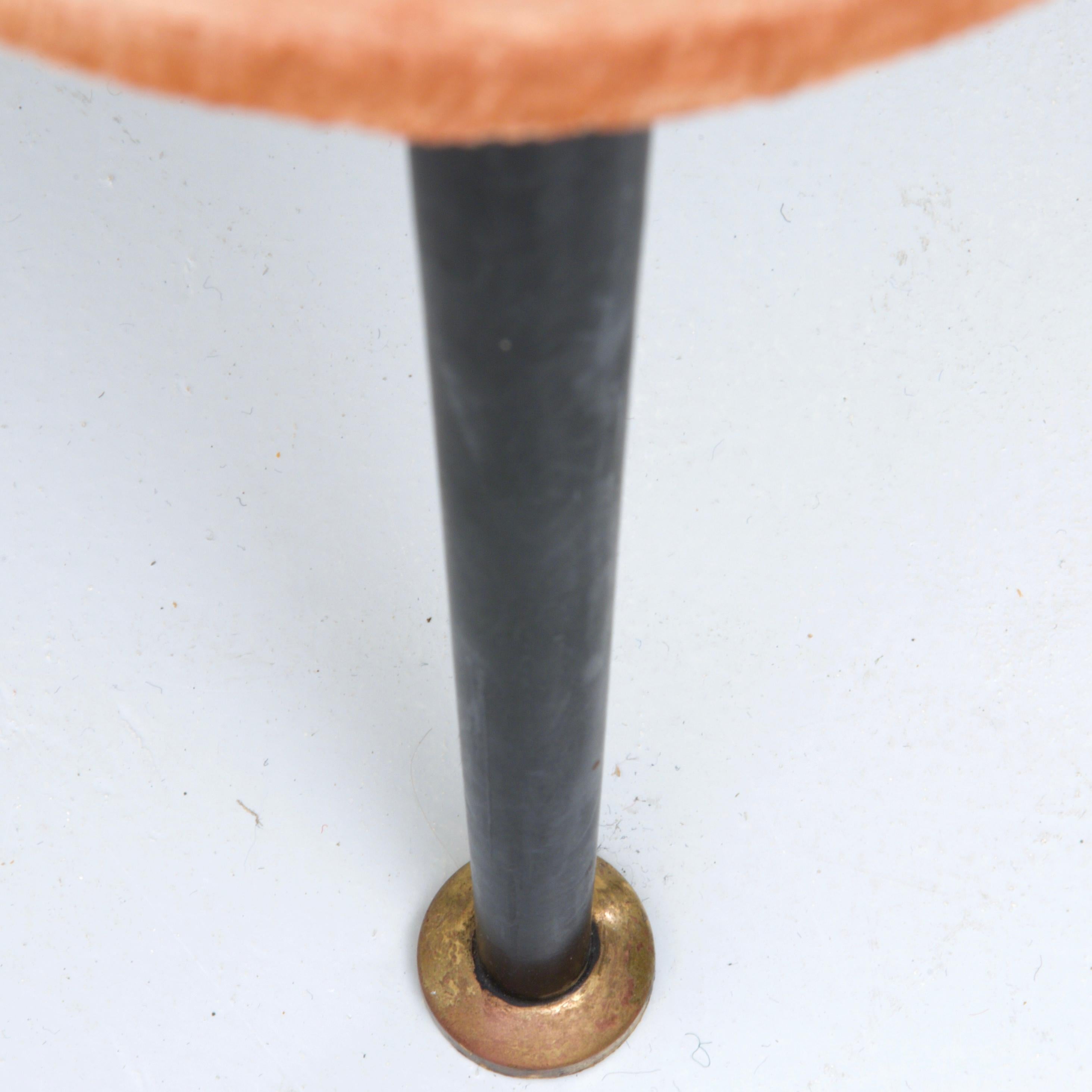 Ensemble de trois chaises longues en velours rose de Carlo Pagano pour Arflex, Italie 1952 en vente 2