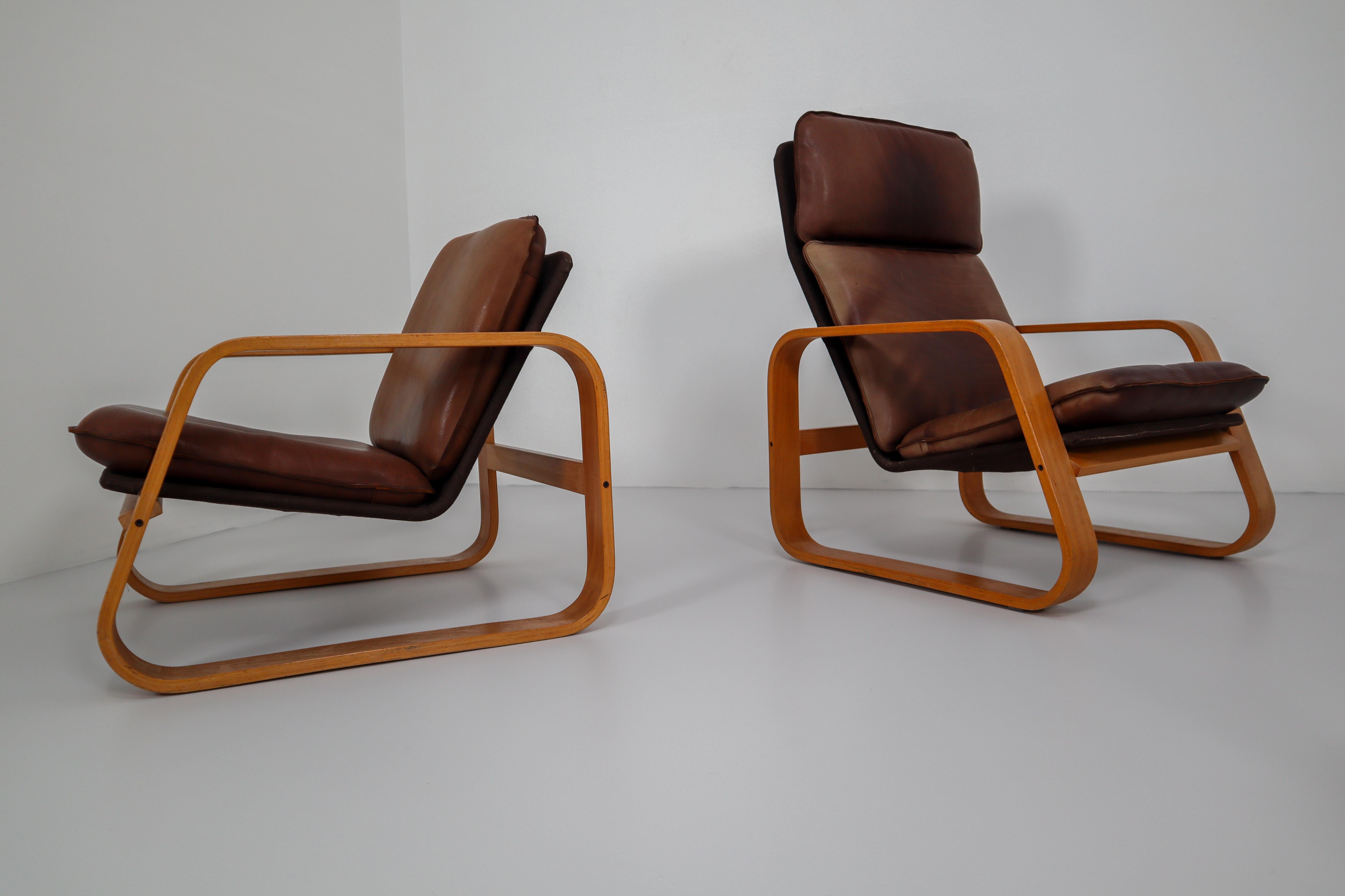 Set of Three Lounge Chairs, Patinated Leather and Bentwood, France, 1970s 5