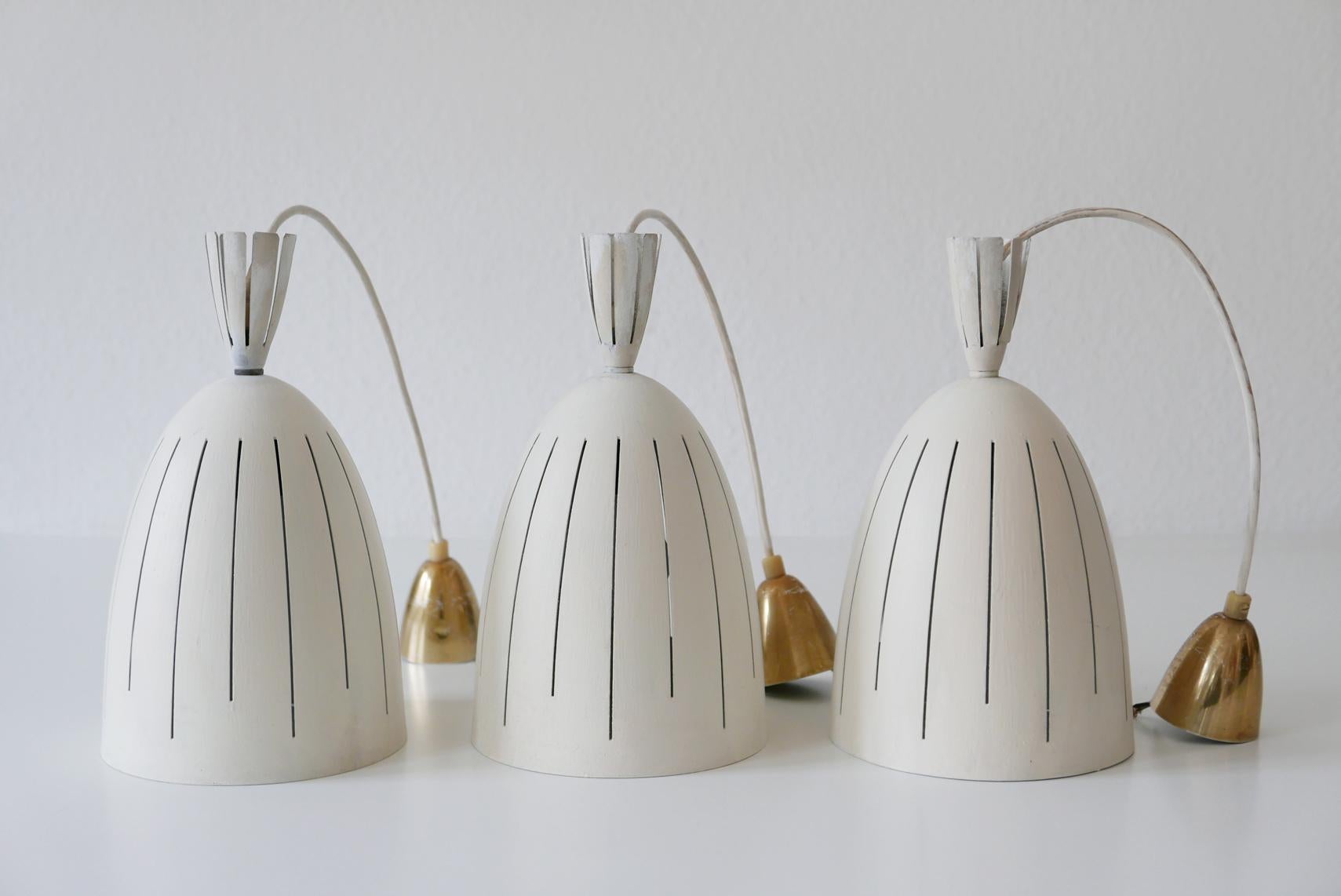 Set of Three Lovely Mid-Century Modern Diabolo Pendant Lamps, 1950s, Germany For Sale 12