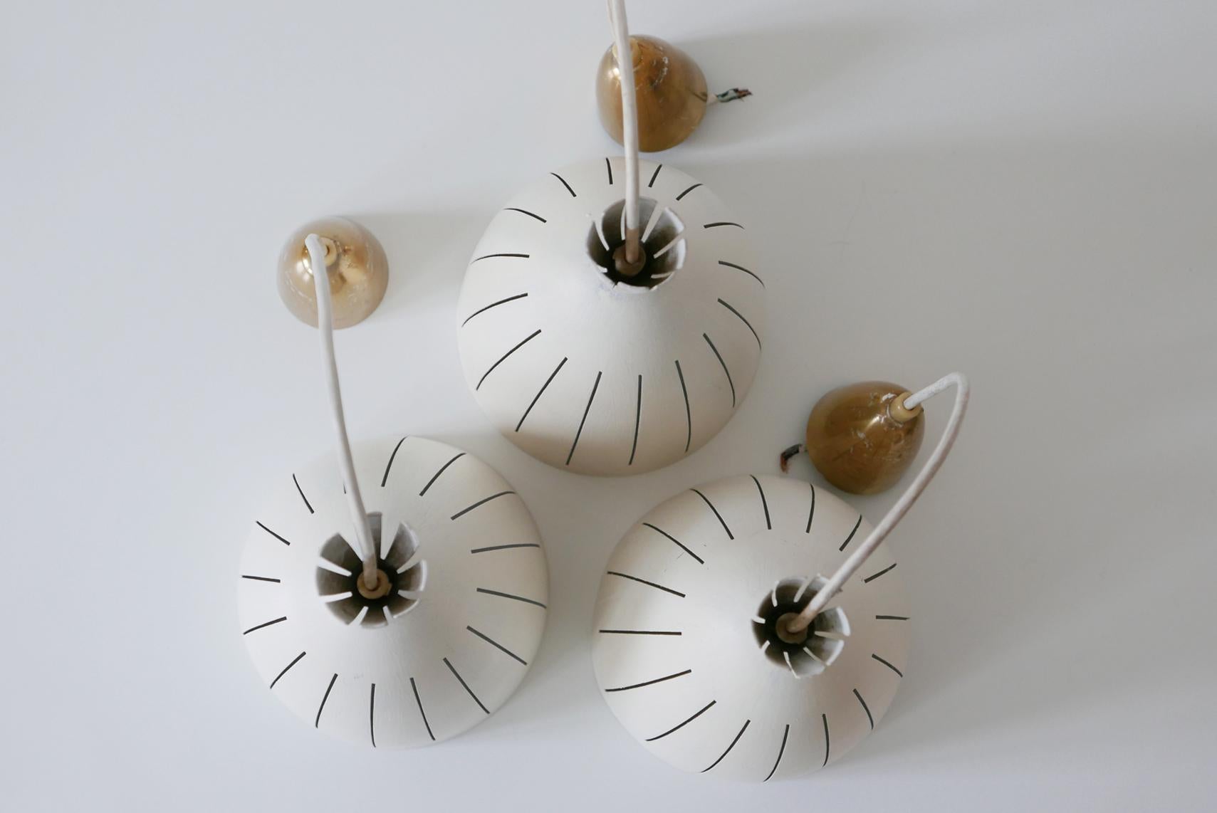 Set of Three Lovely Mid-Century Modern Diabolo Pendant Lamps, 1950s, Germany For Sale 13