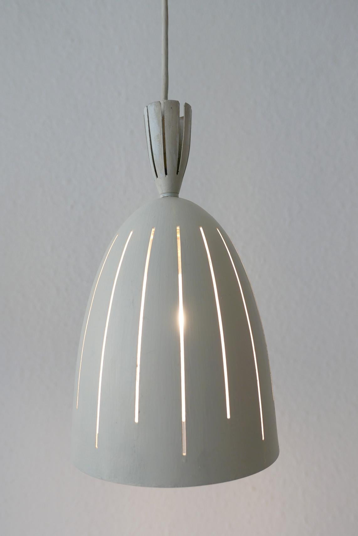 Set of Three Lovely Mid-Century Modern Diabolo Pendant Lamps, 1950s, Germany For Sale 2
