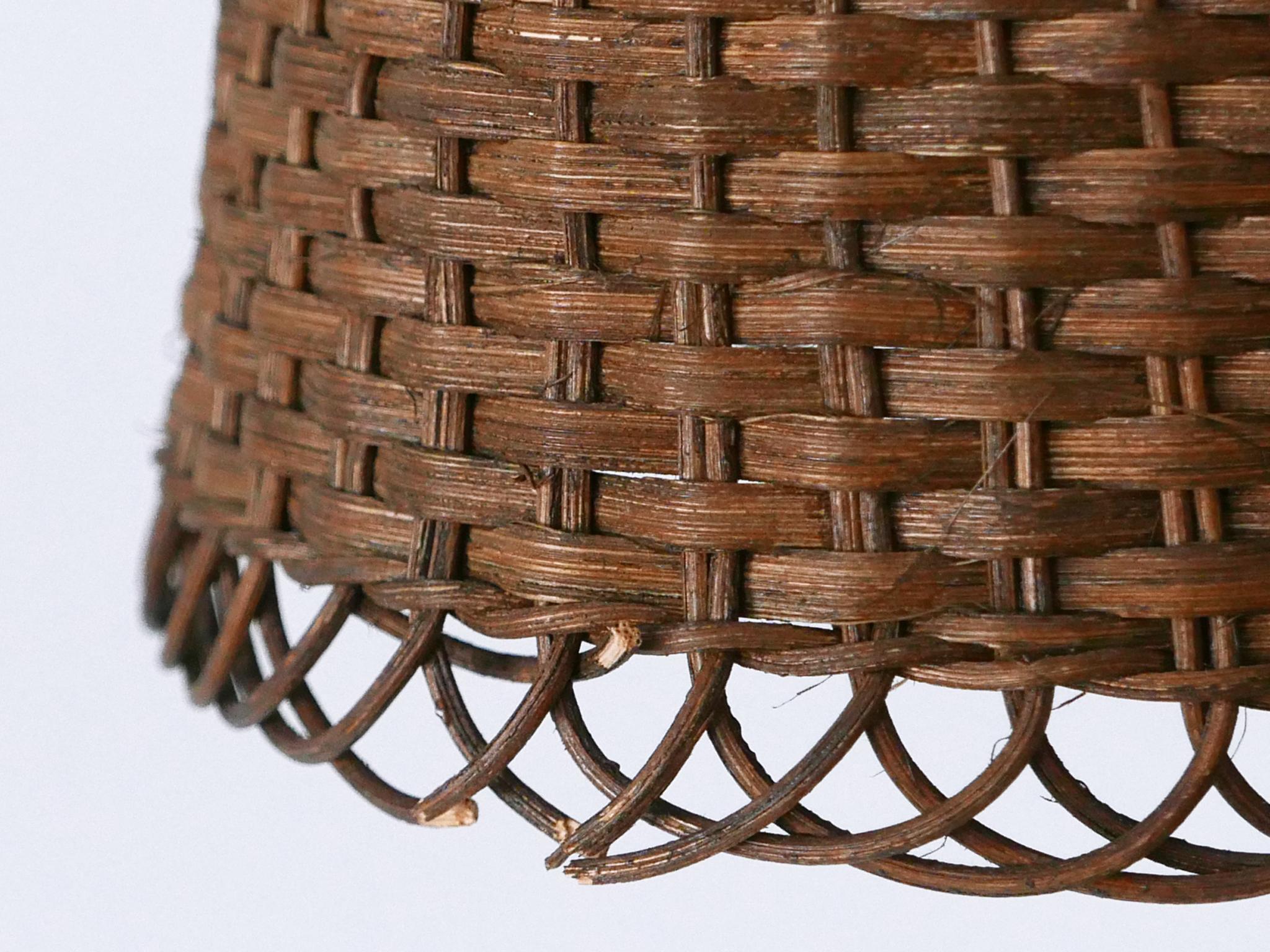 Satz von drei schönen modernen Rattan-Diabolo-Hängeleuchten aus der Jahrhundertmitte 1960er Jahre im Angebot 13