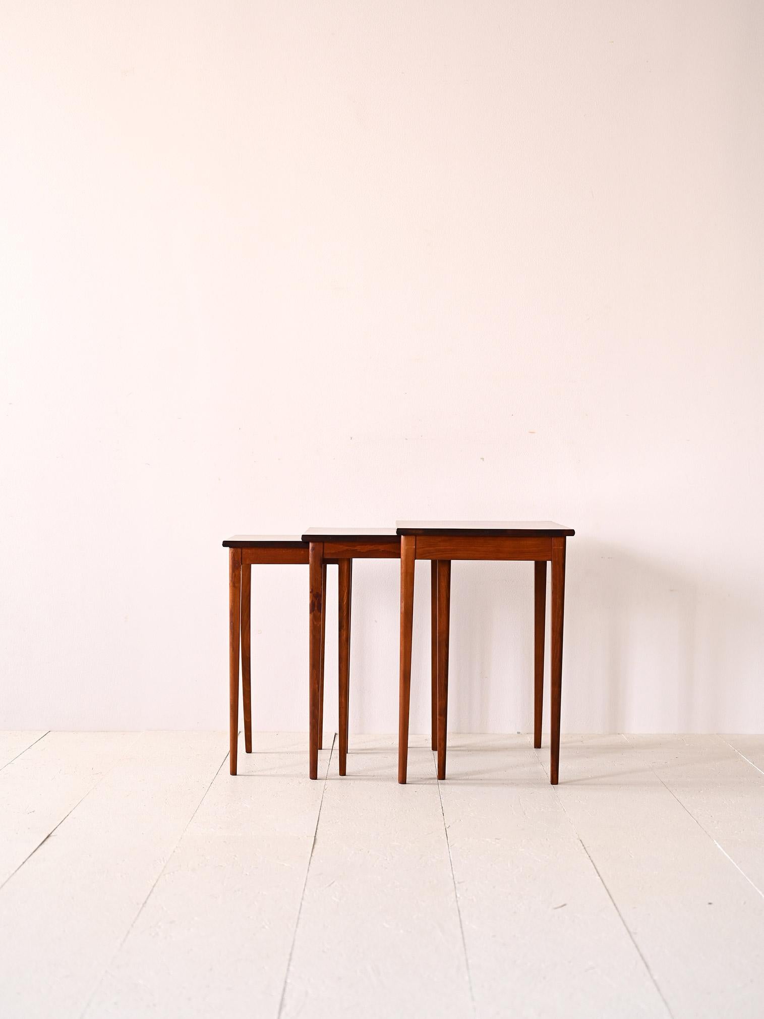 Scandinavian Set of three mahogany honeycomb sofa tables For Sale