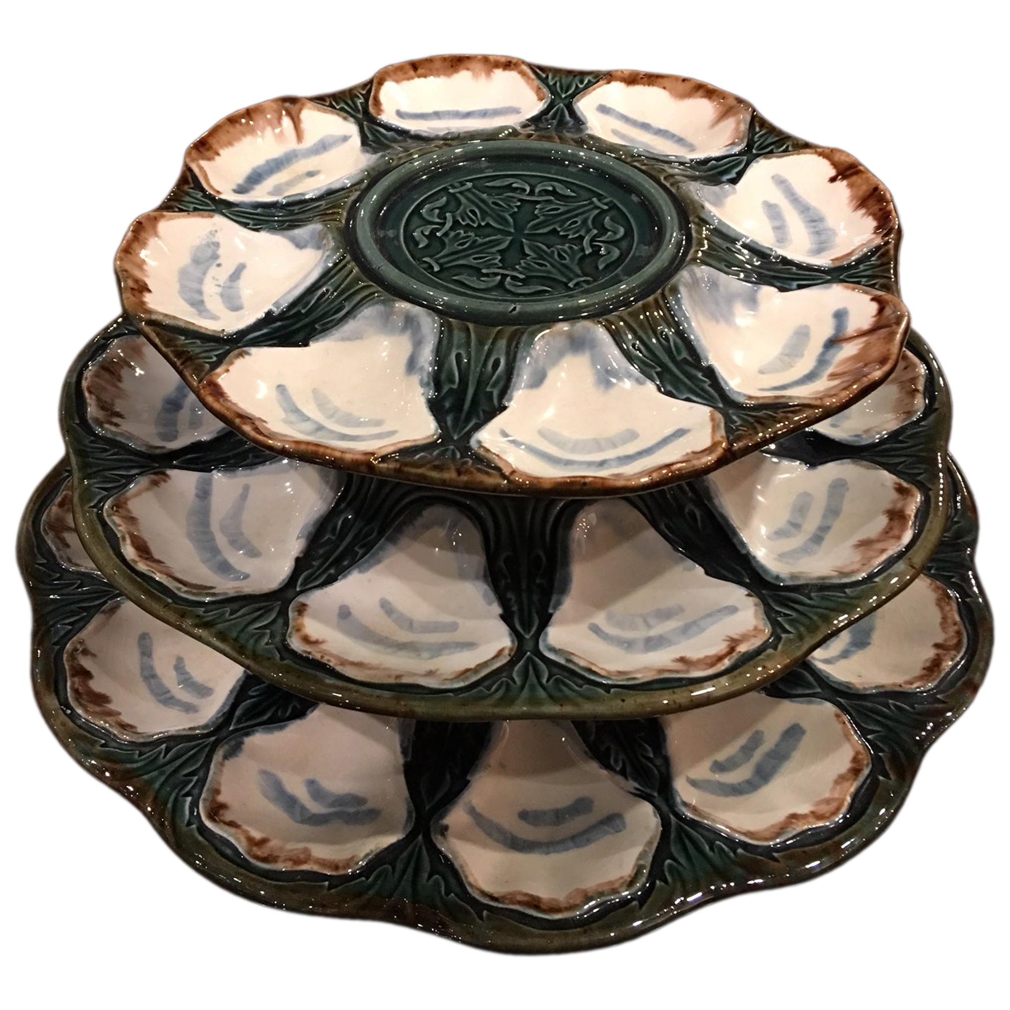 Set of Three Majolica Long Champ Oyster Platters, 19th Century