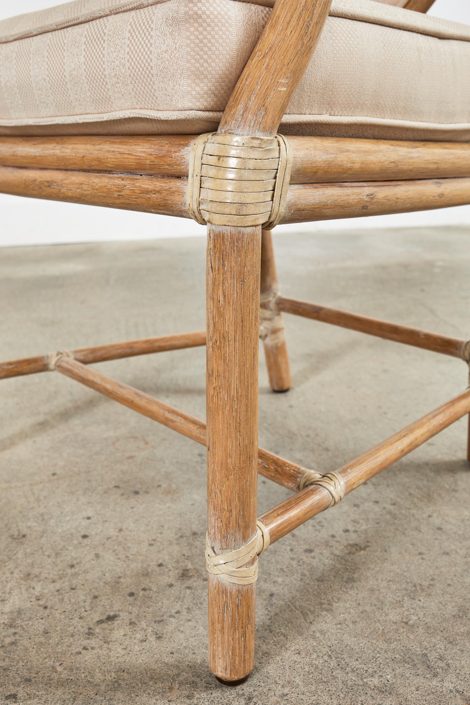 Coppia di poltrone da pranzo Leona Looping in rattan McGuire in vendita 3