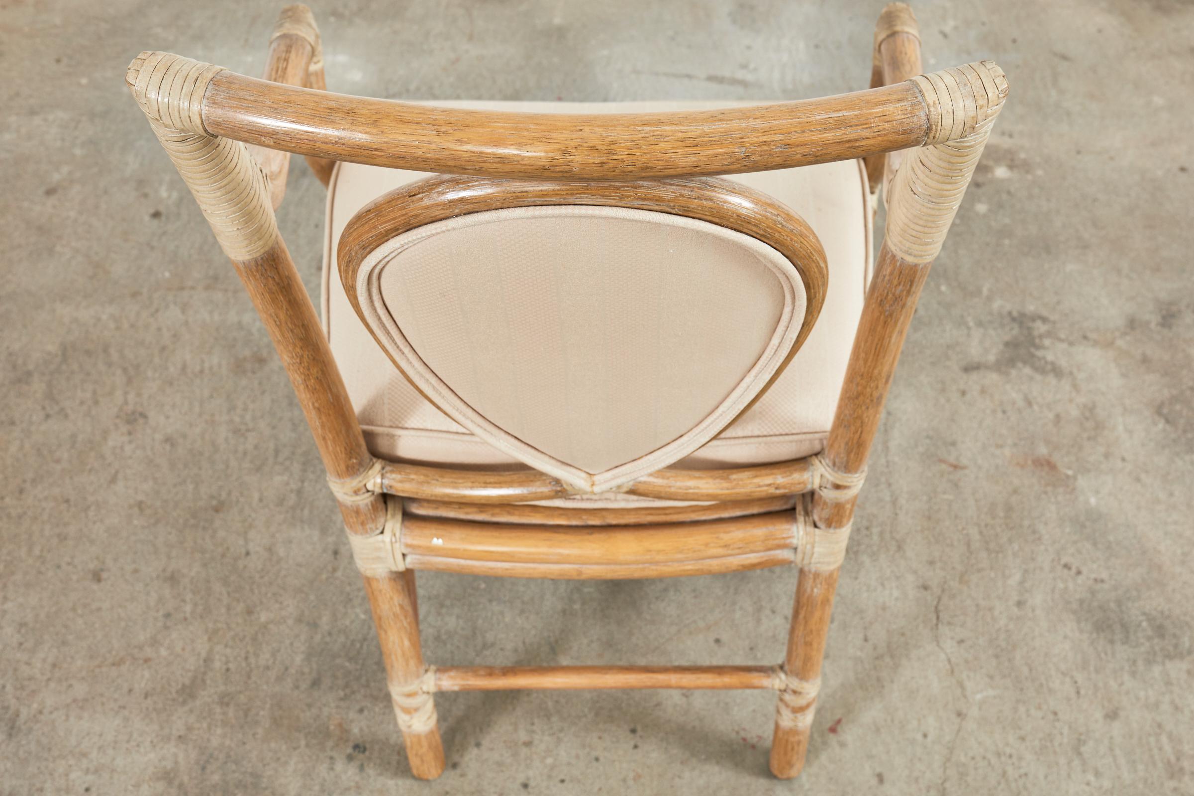 Coppia di poltrone da pranzo Leona Looping in rattan McGuire in vendita 9