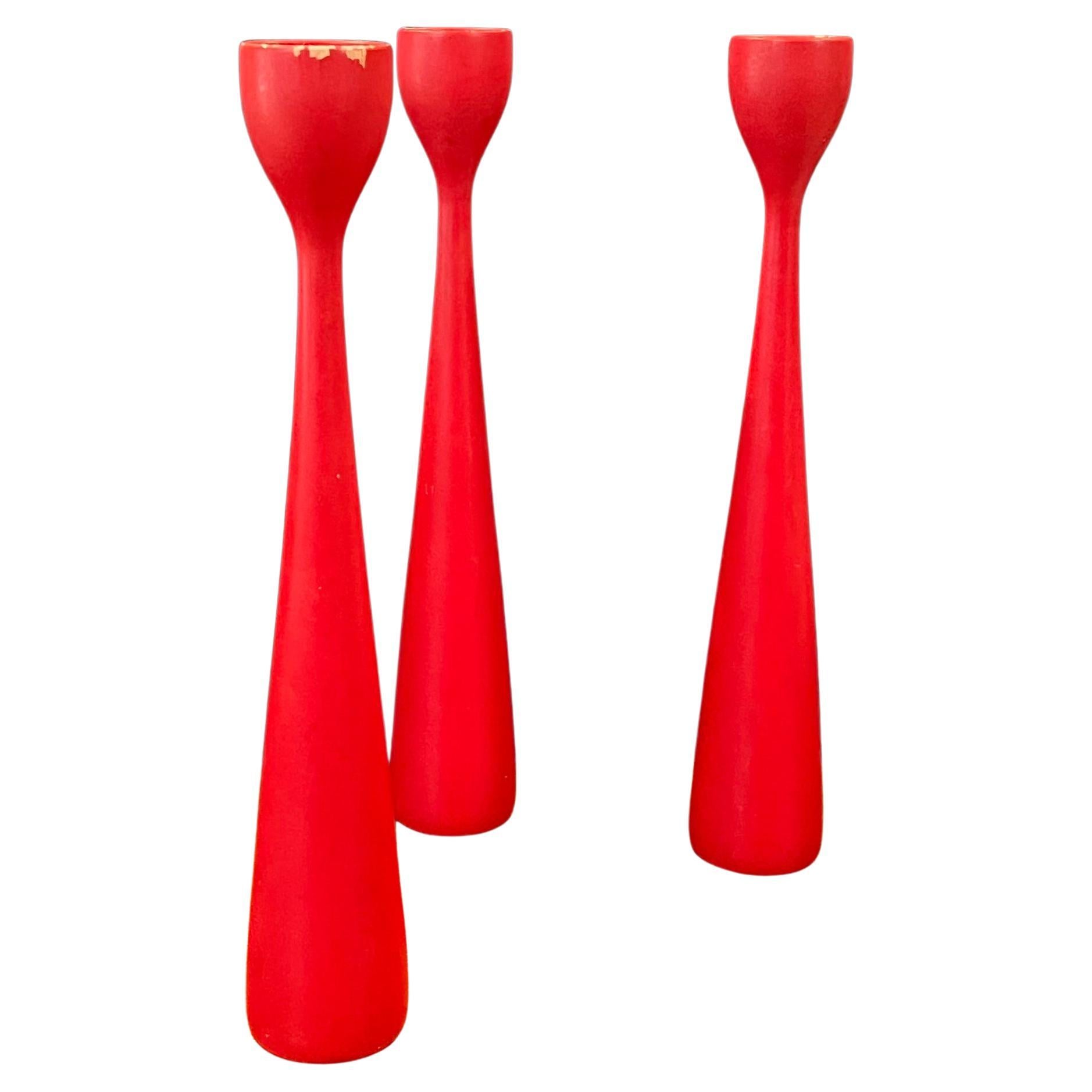 Set di tre candelieri MCM in legno duro rosso di Illums Boulghus