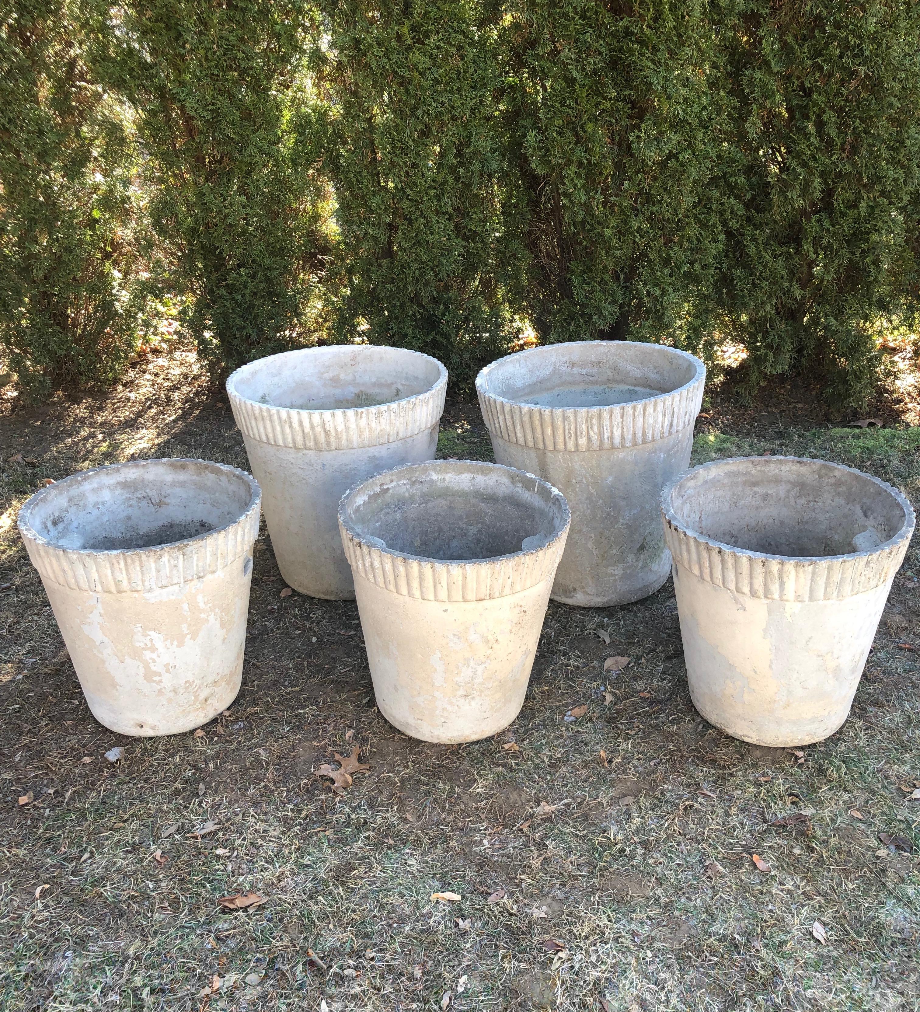 Set of Three Medium Flower Pot Form Planters Designed by Willy Guhl 6