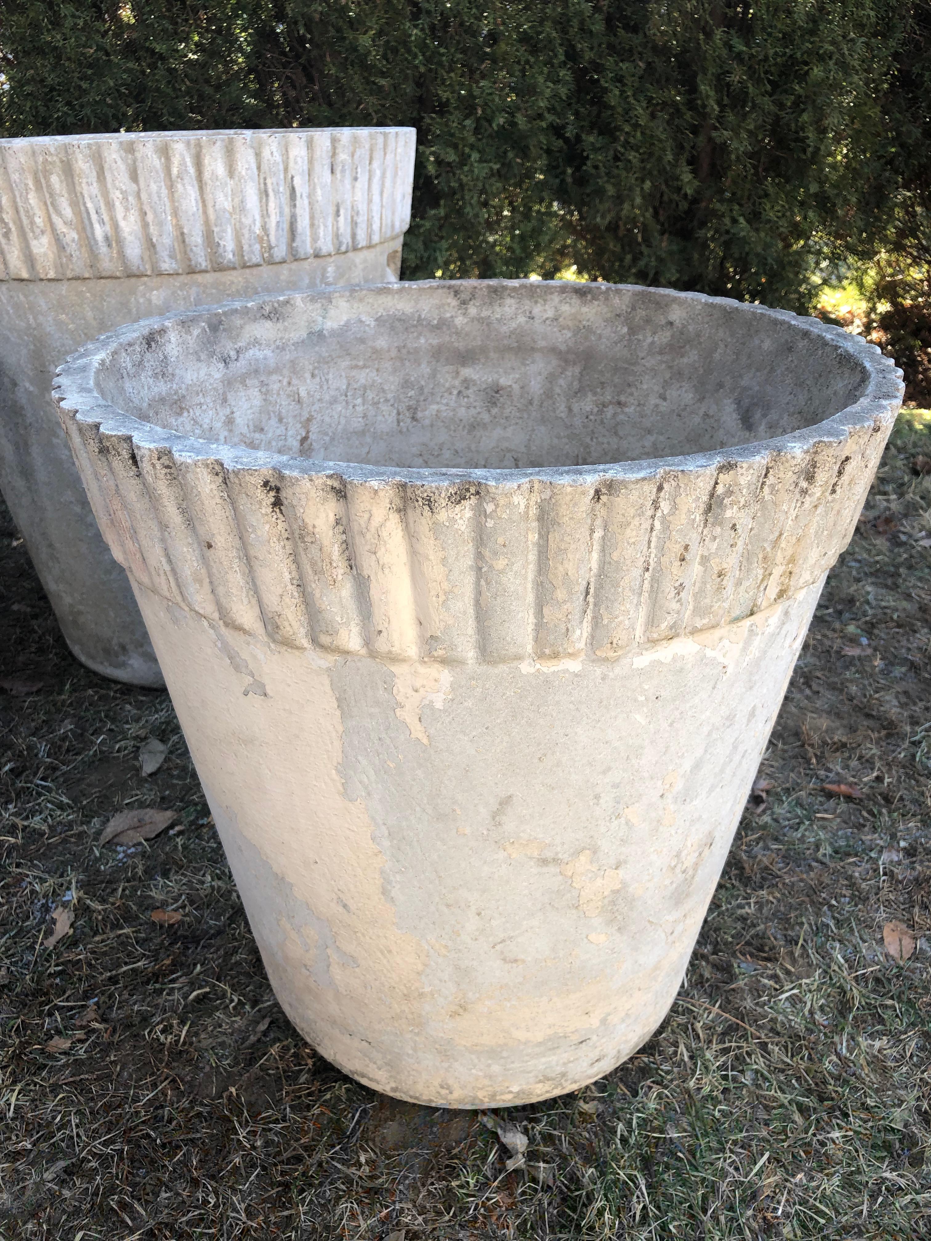 20th Century Set of Three Medium Flower Pot Form Planters Designed by Willy Guhl