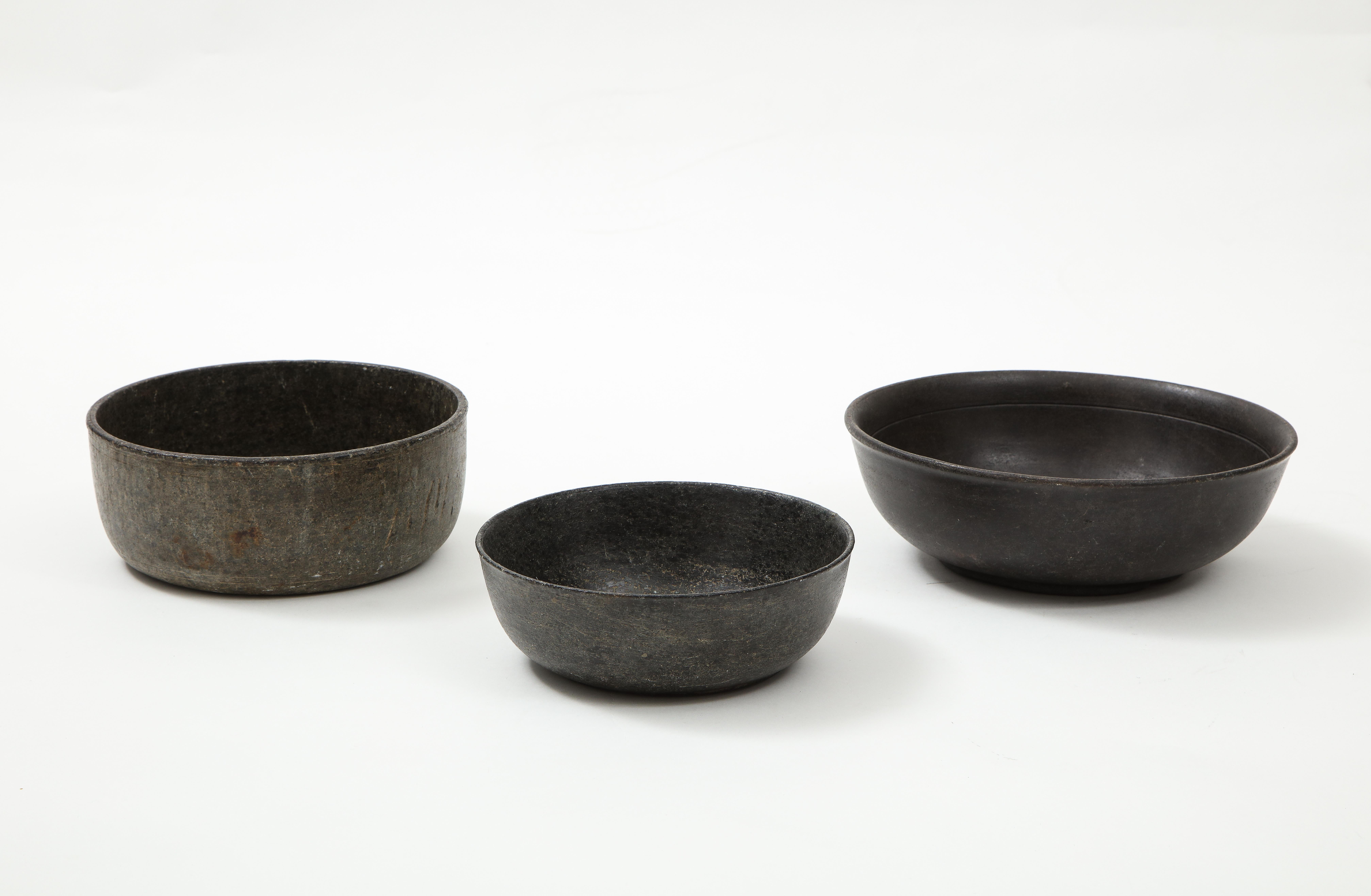 Pre-Columbian Set of Three Mesoamerican Bowls, 'Pre Columbian/Chauvin' 900 B.C-1500 A.D.