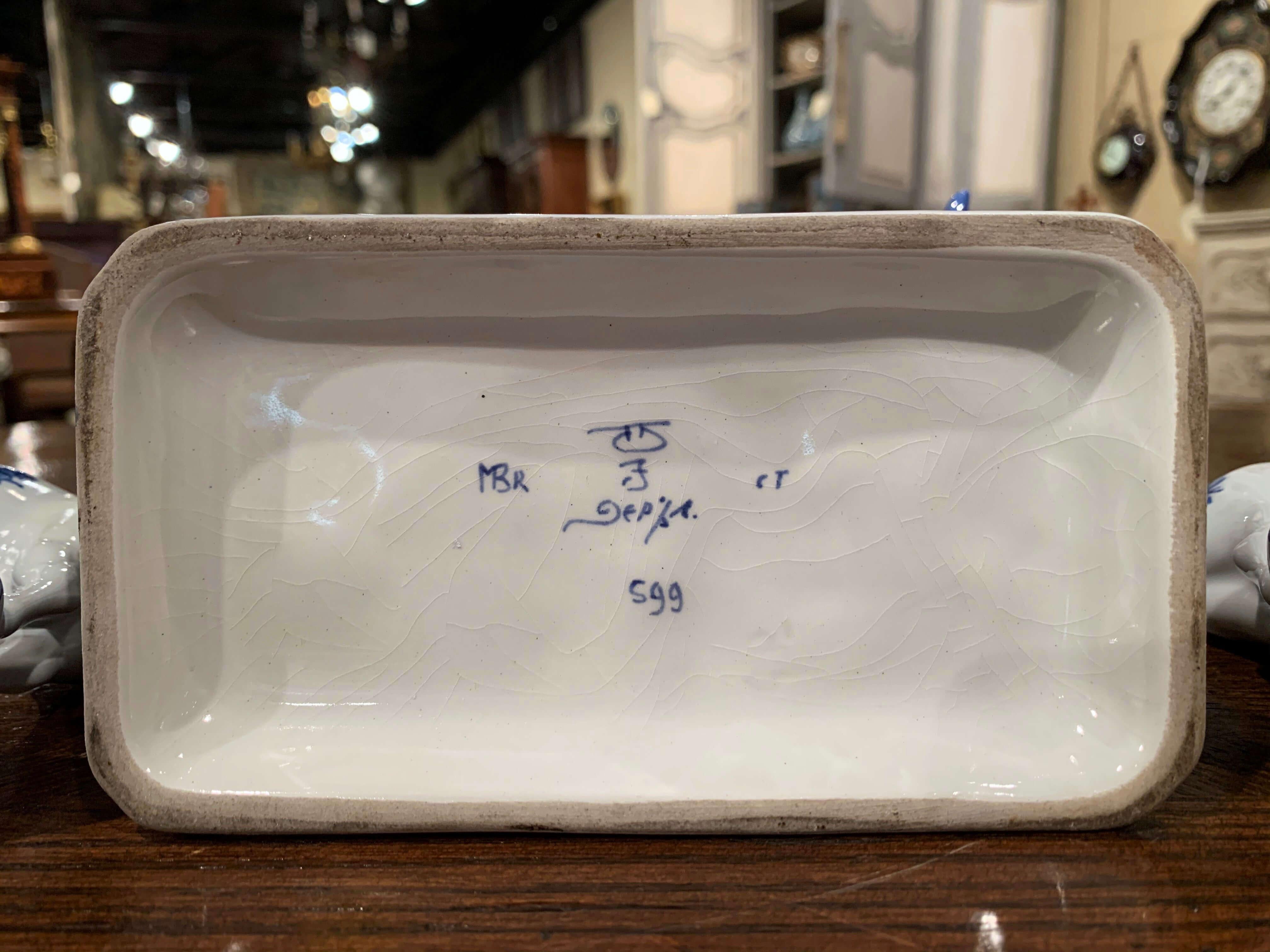 Set di tre figure di mucca in porcellana blu e bianca di Delft della metà del XX secolo in vendita 7