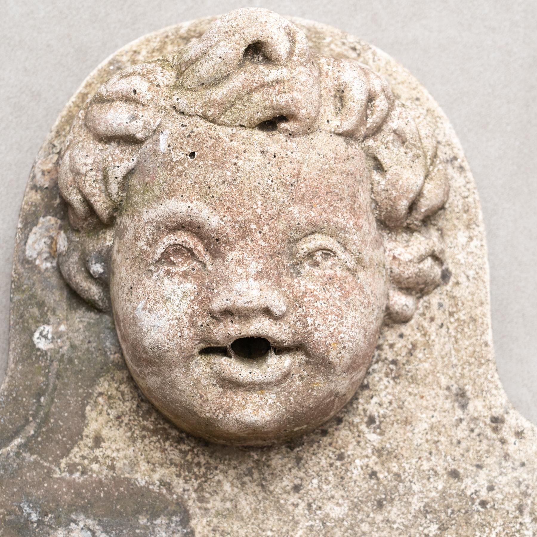 Set of Three Mid 20th Century Outdoor Wall Fountains, circa 1950 In Good Condition For Sale In Barcelona, ES