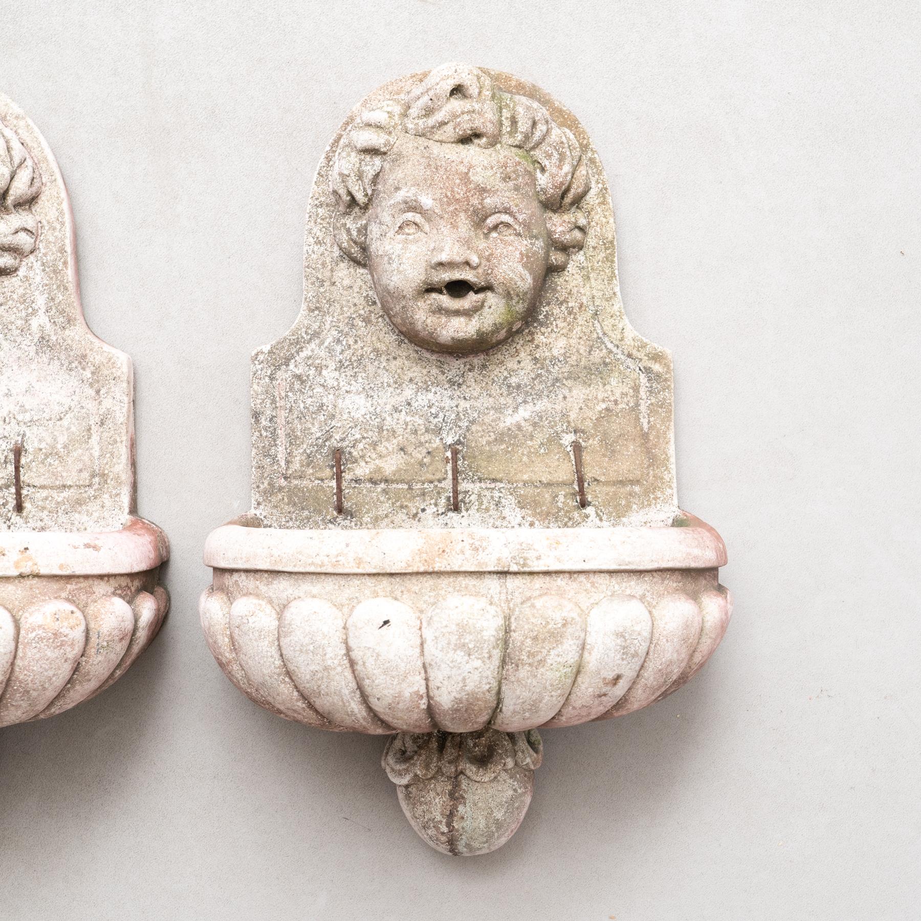 Concrete Set of Three Mid 20th Century Outdoor Wall Fountains, circa 1950 For Sale