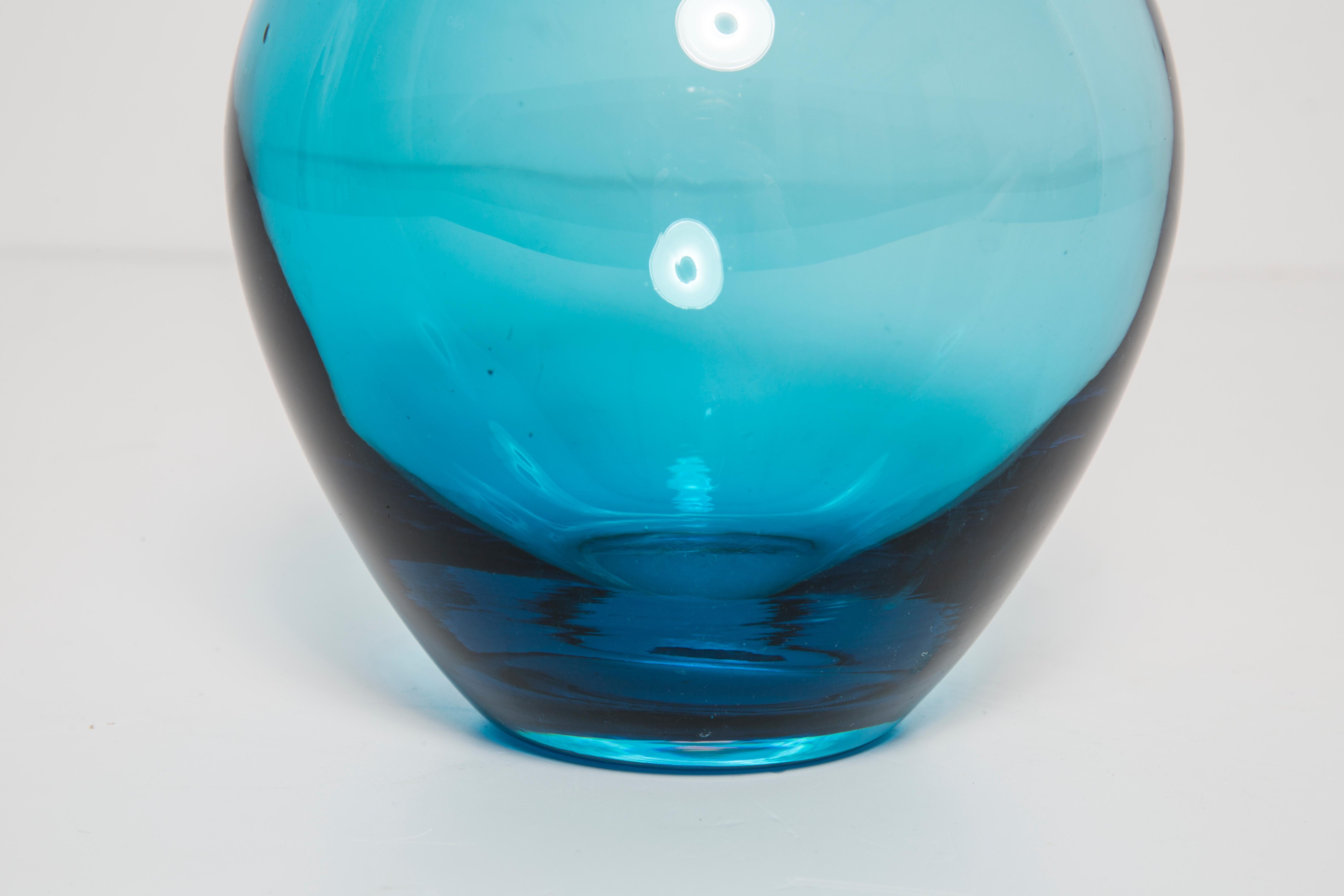 Set of Three Mid Century Blue Small Vases, Europe, 1960s. 5
