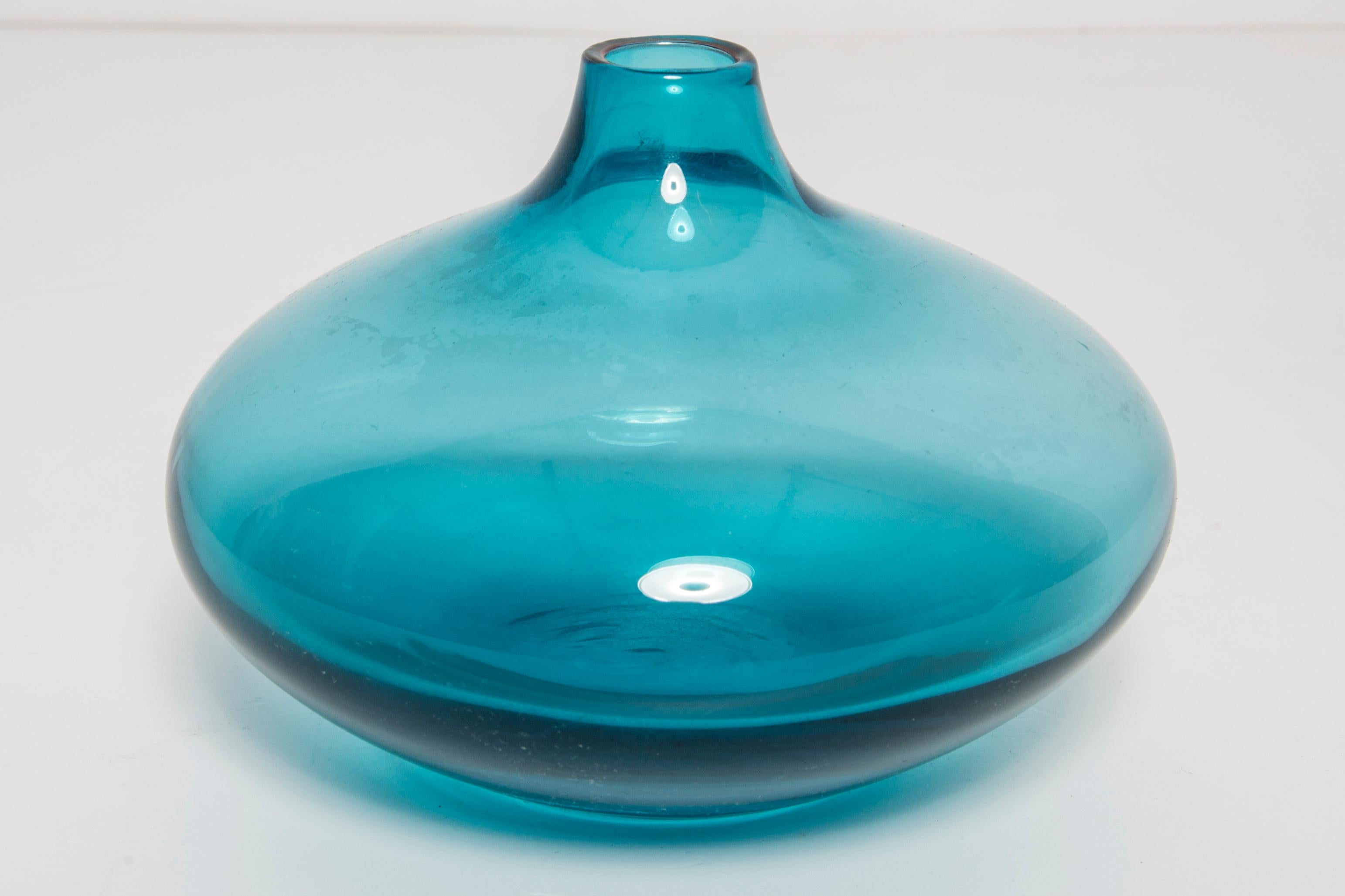Set of Three Mid Century Blue Small Vases, Europe, 1960s. 1