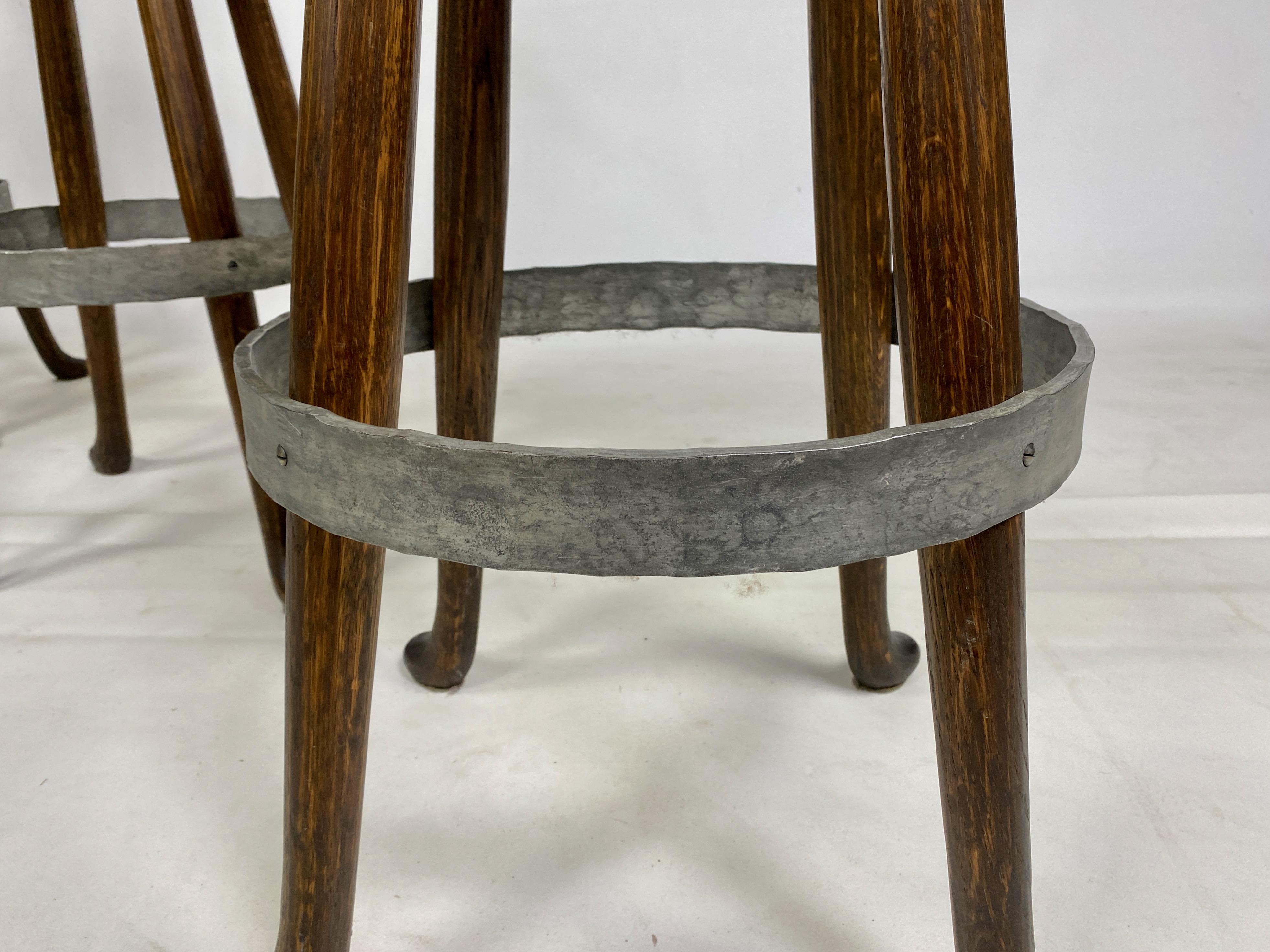 Set of Three Midcentury Brutalist Stools in Oak In Good Condition In London, London