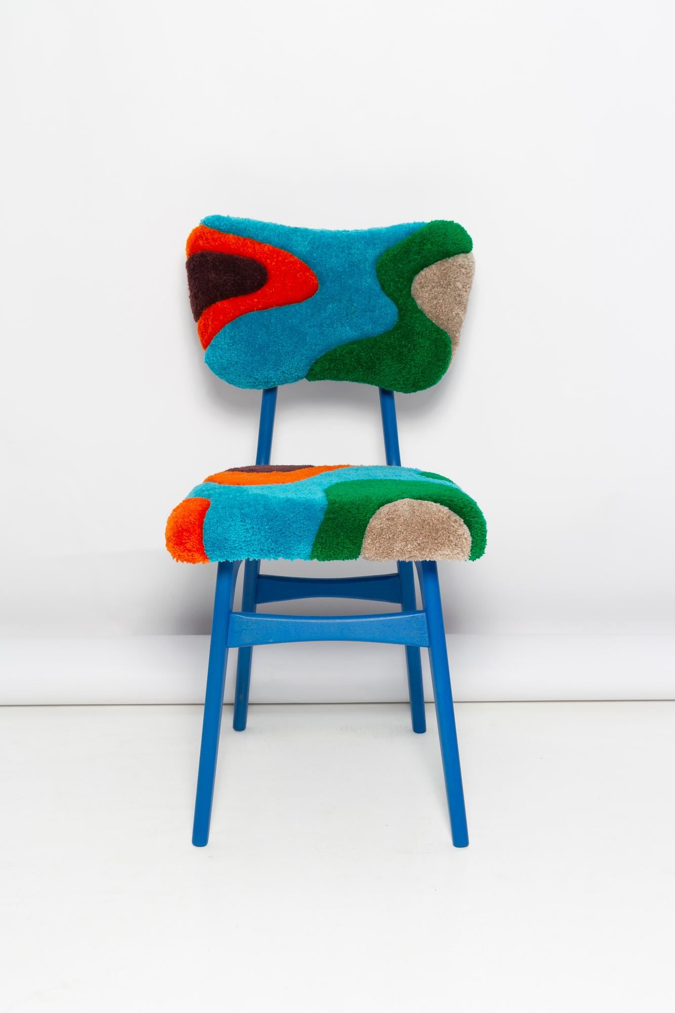 Ensemble de trois chaises papillon du milieu du siècle, en laine touffetée à la main, Europe, années 1960 en vente 1