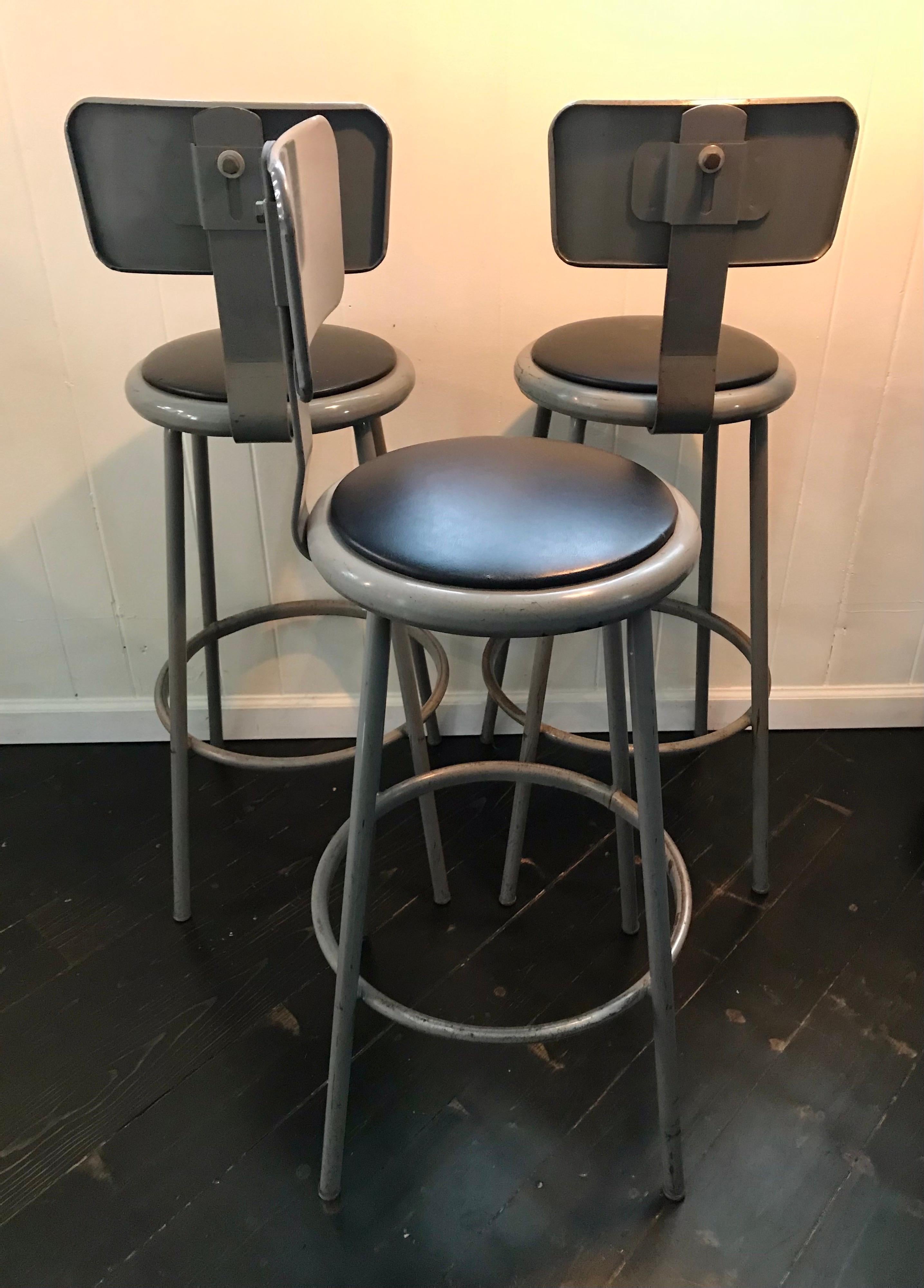 Set of Three Mid Century Industrial Metal Bar Stools with Backrests For Sale 2