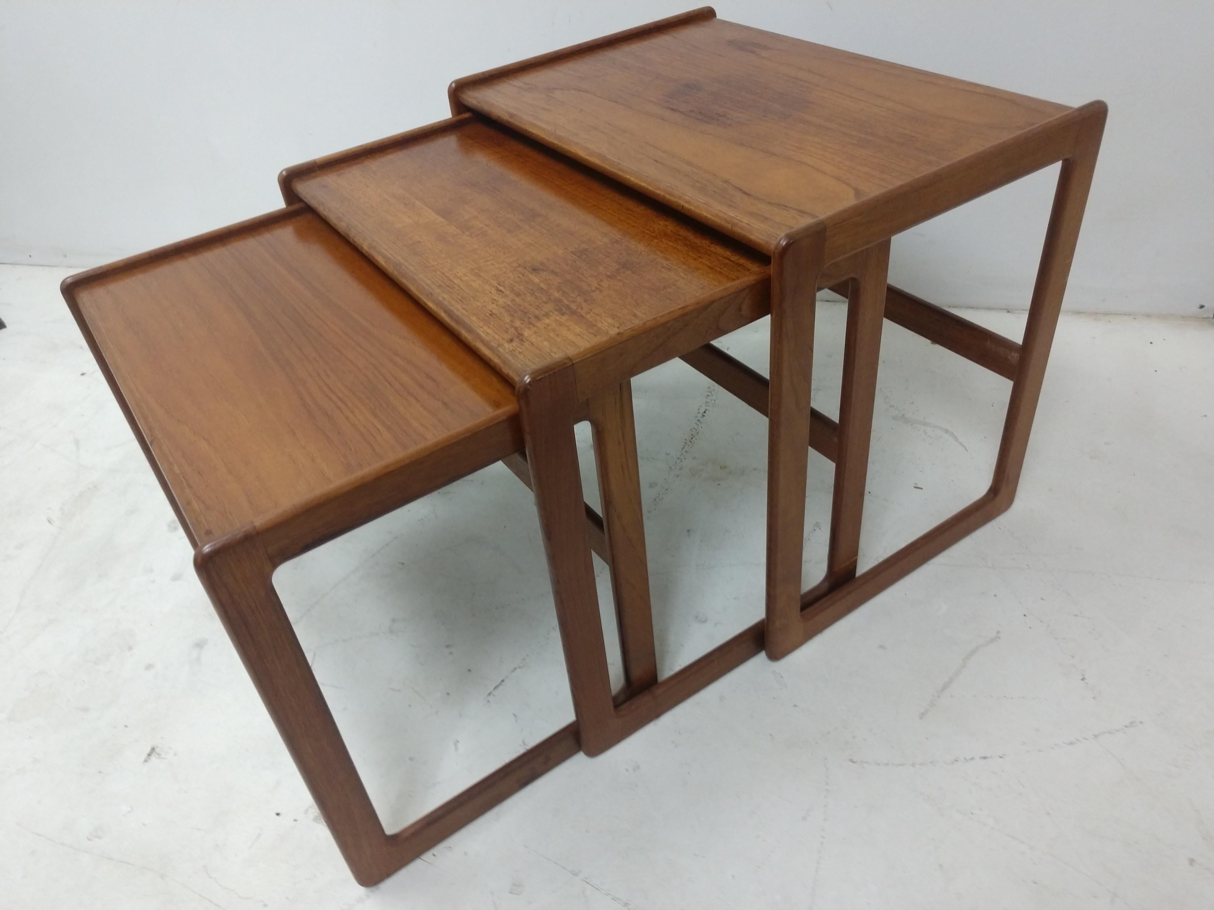 Late 20th Century Set of Three Mid-Century Modern Danish Teak Nesting Tables