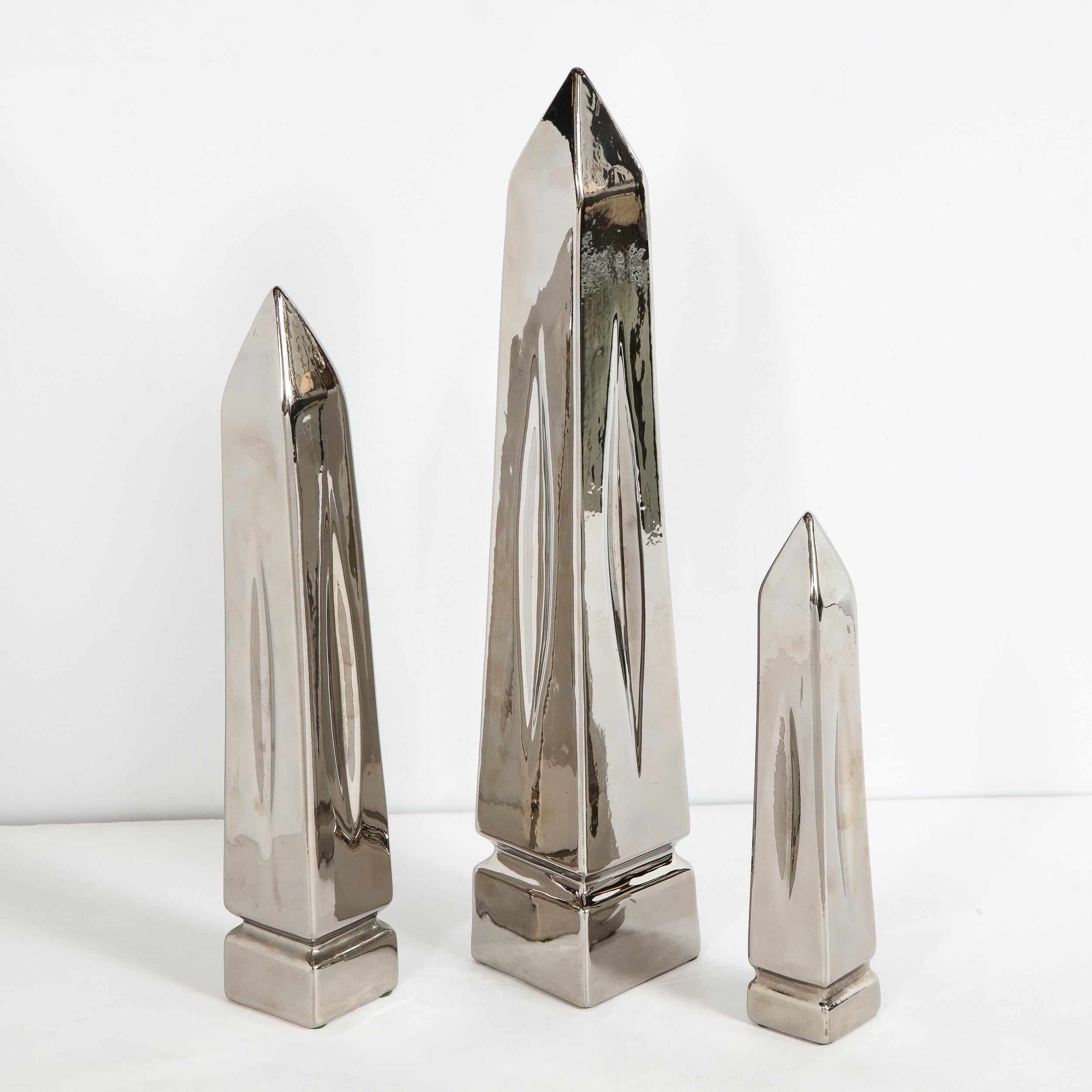 Set of Three Mid-Century Modern Platinum Plated Obelisk Sculptures Signed Jaru In Excellent Condition For Sale In New York, NY