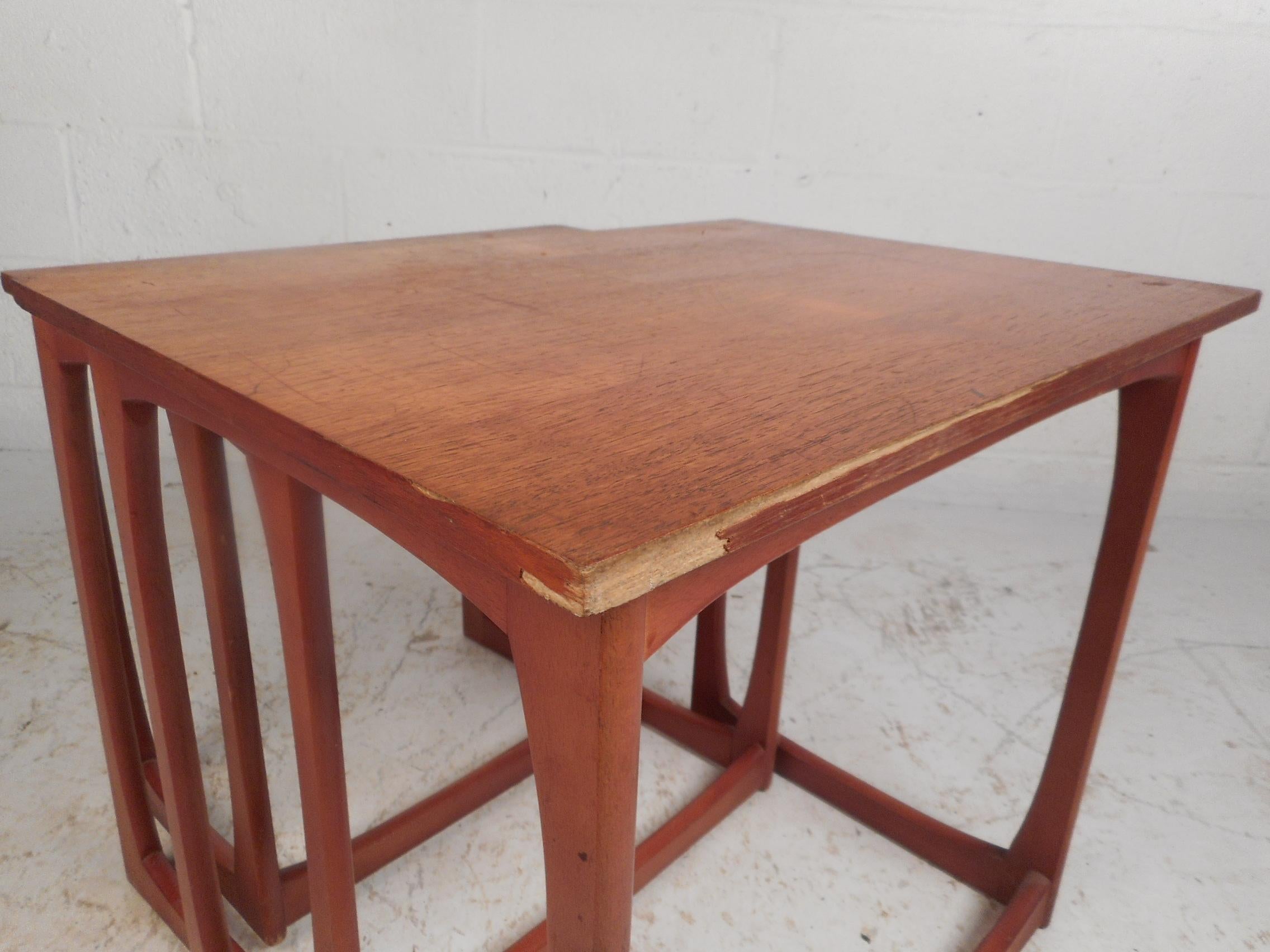 Set of Three Mid-Century Modern Teak Nesting Tables 1