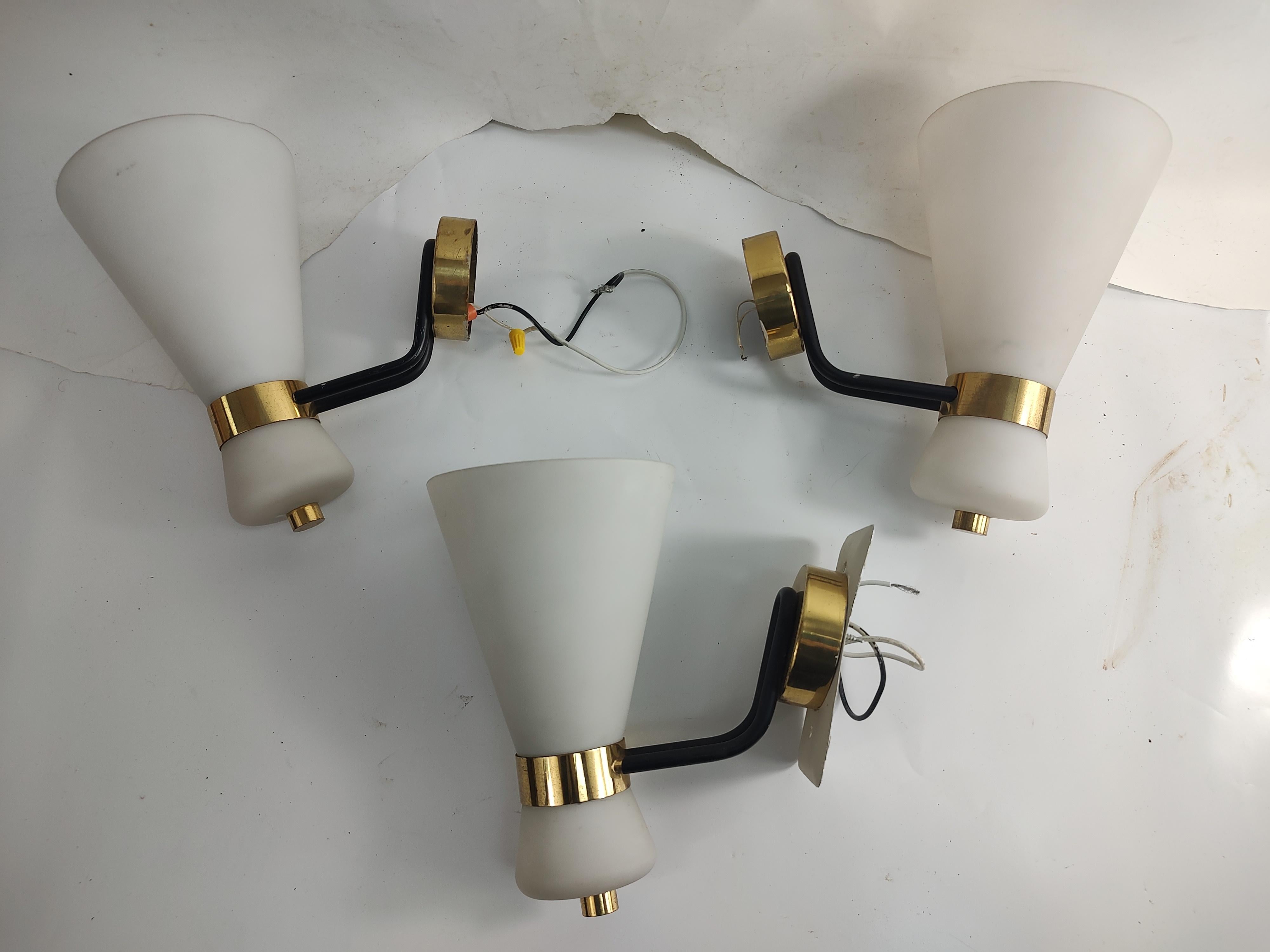 Set of Three Mid Century Modern Wall Sconces by Stilnovo C1958 Italy For Sale 2
