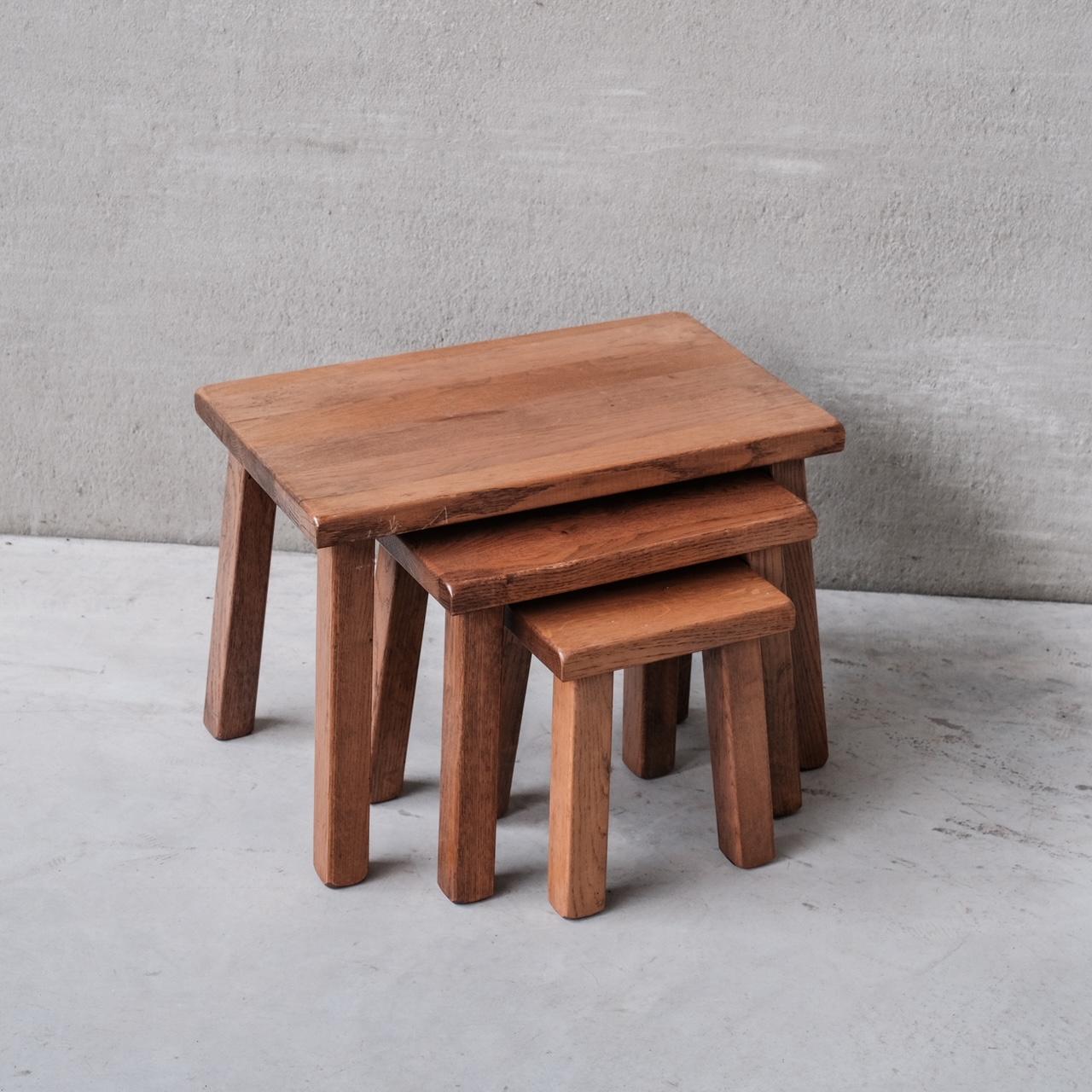 Belgian Set of Three Mid-Century Oak Nesting Tables For Sale