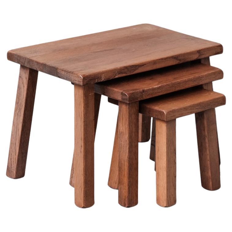 Set of Three Mid-Century Oak Nesting Tables For Sale