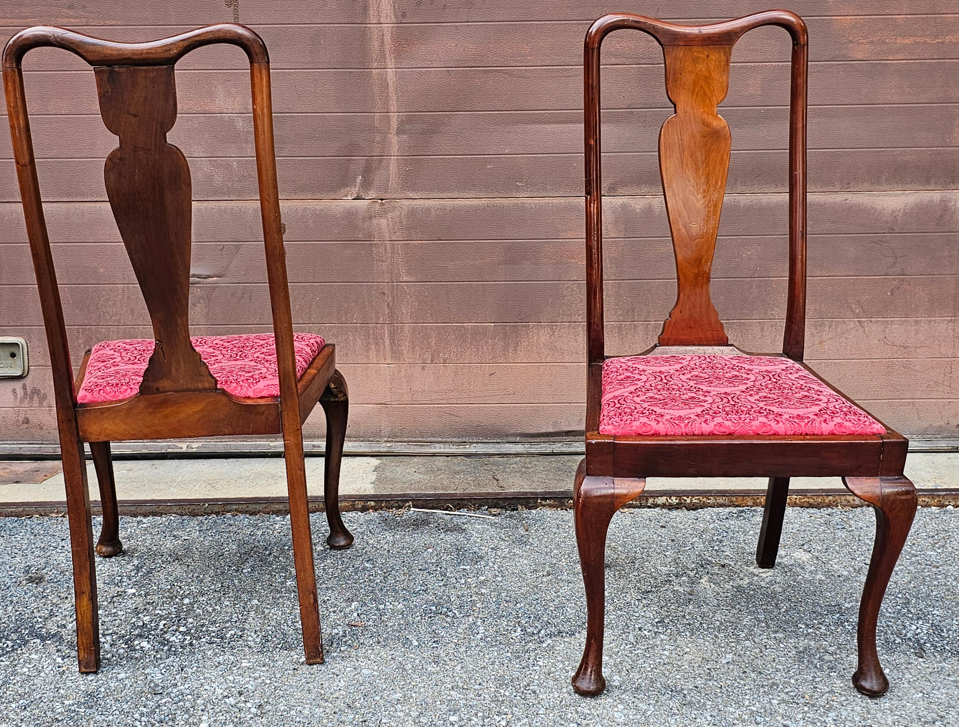 Set of Three Mid Century Queen Anne Style Mahogany & Upholstered Dinning Chairs For Sale 4