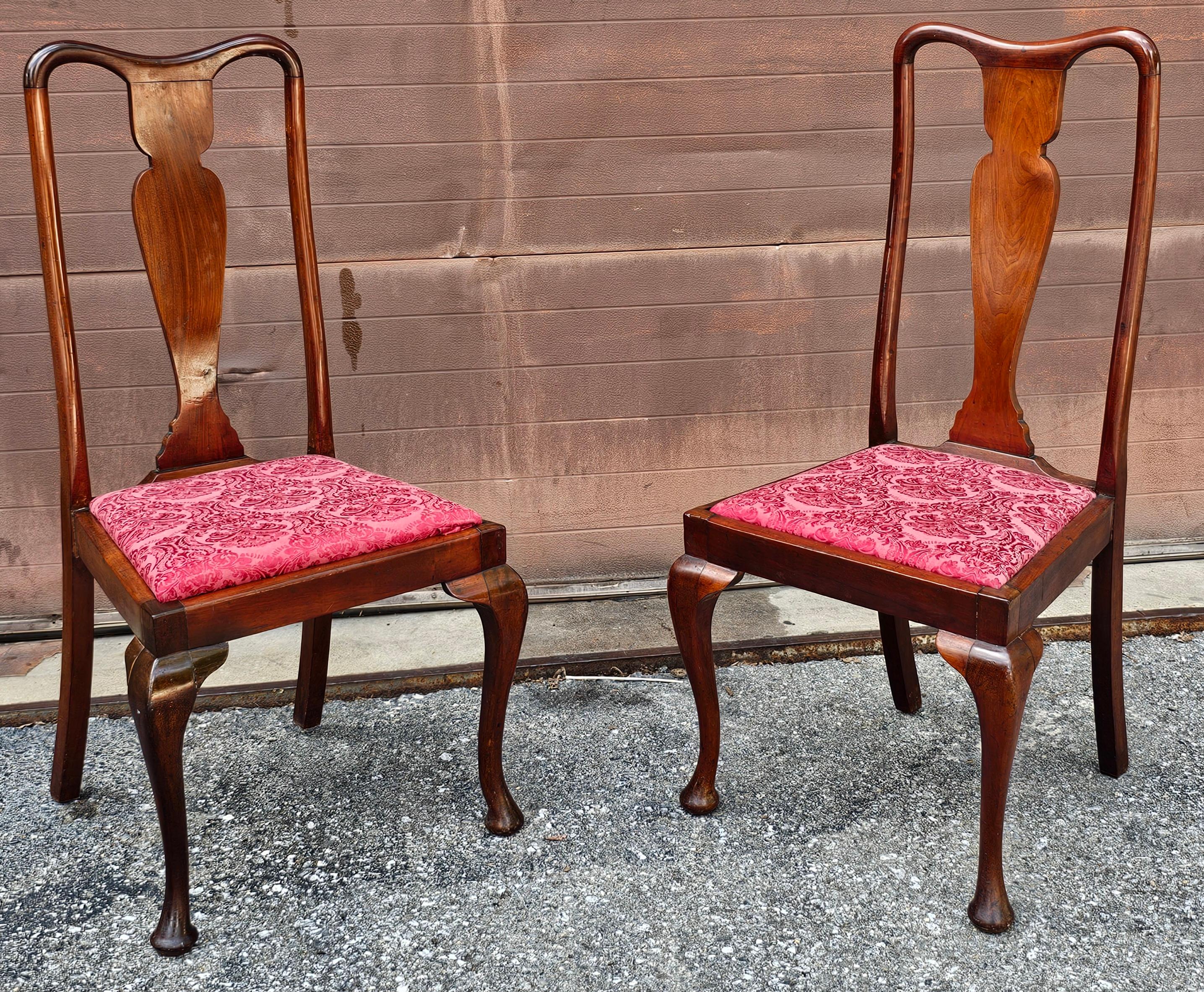 Set of Three Mid Century Queen Anne Style Mahogany & Upholstered Dinning Chairs For Sale 2
