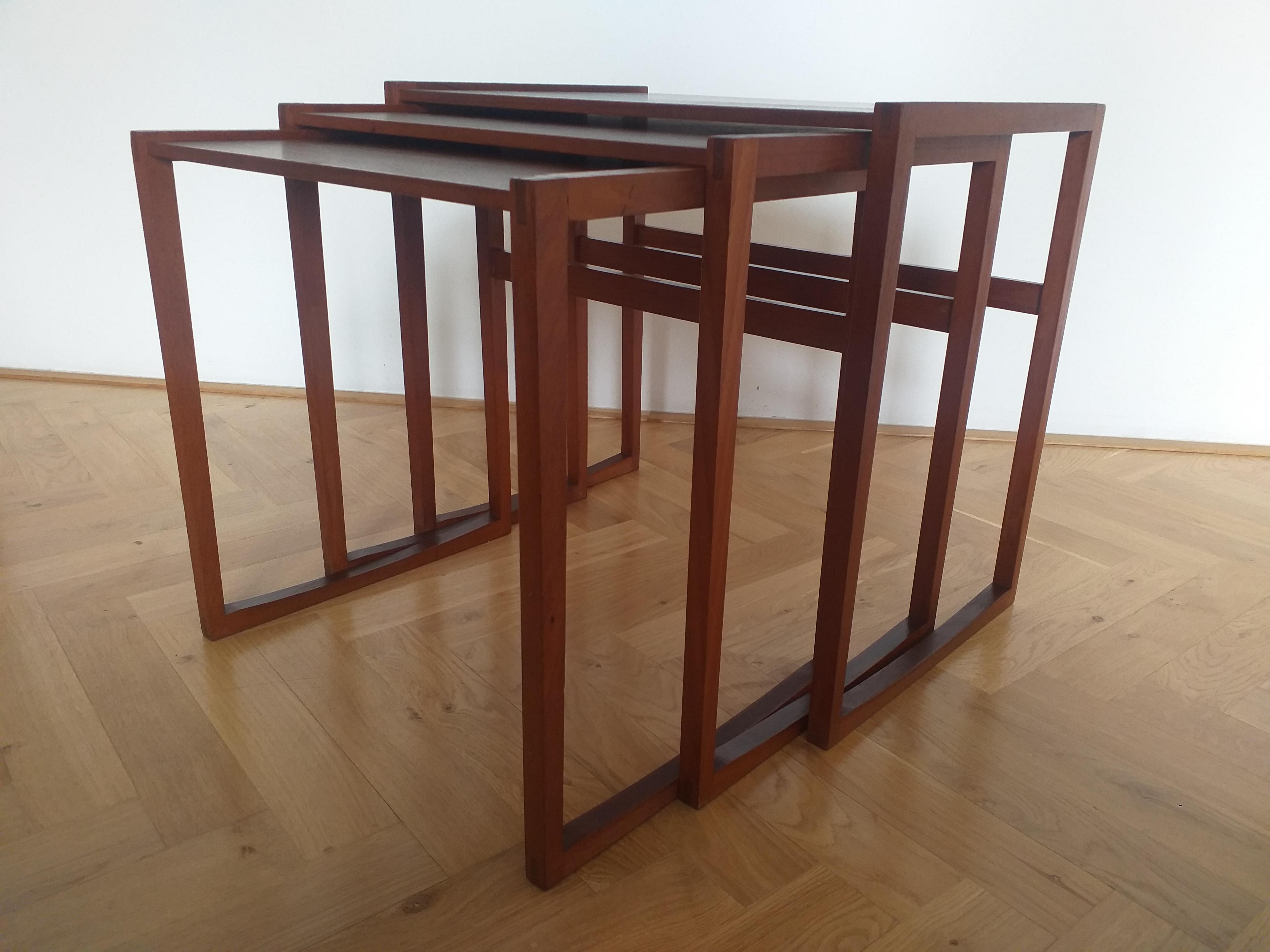 Set of Three Mid Century Teak Nesting Tables, Denmark, 1960s For Sale 3